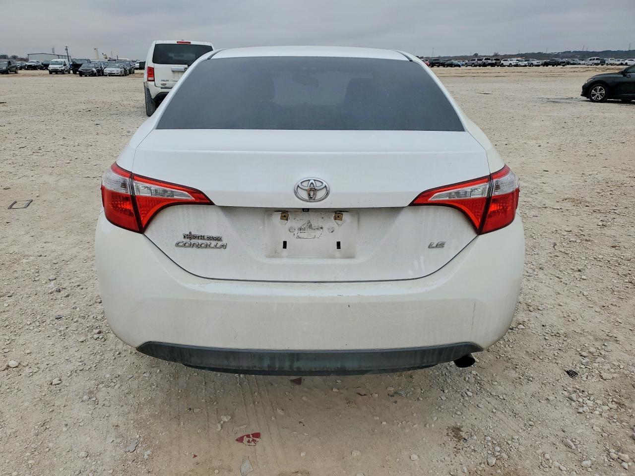 2015 TOYOTA COROLLA