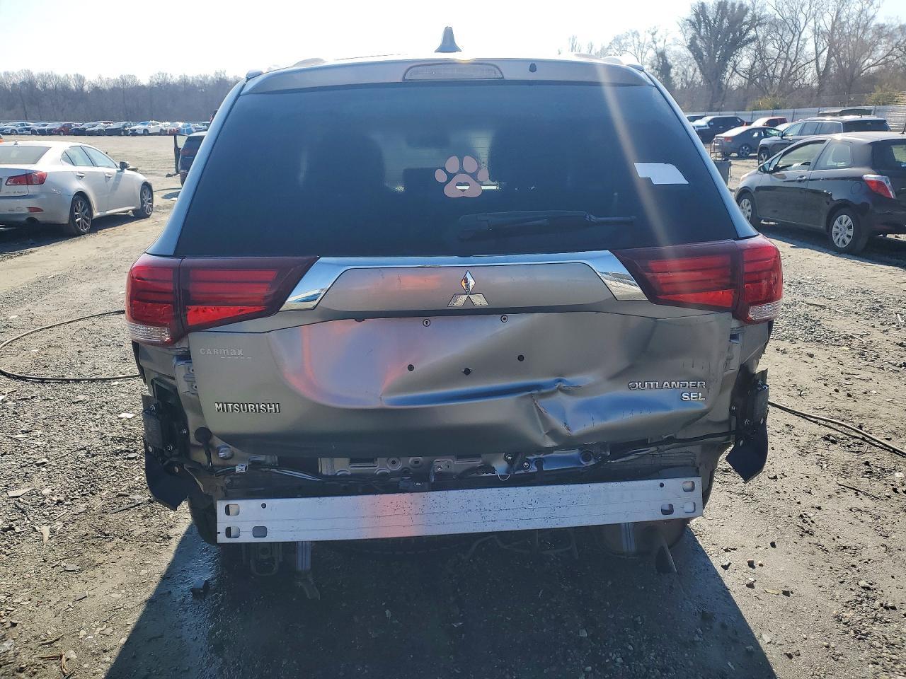 2018 MITSUBISHI outlander