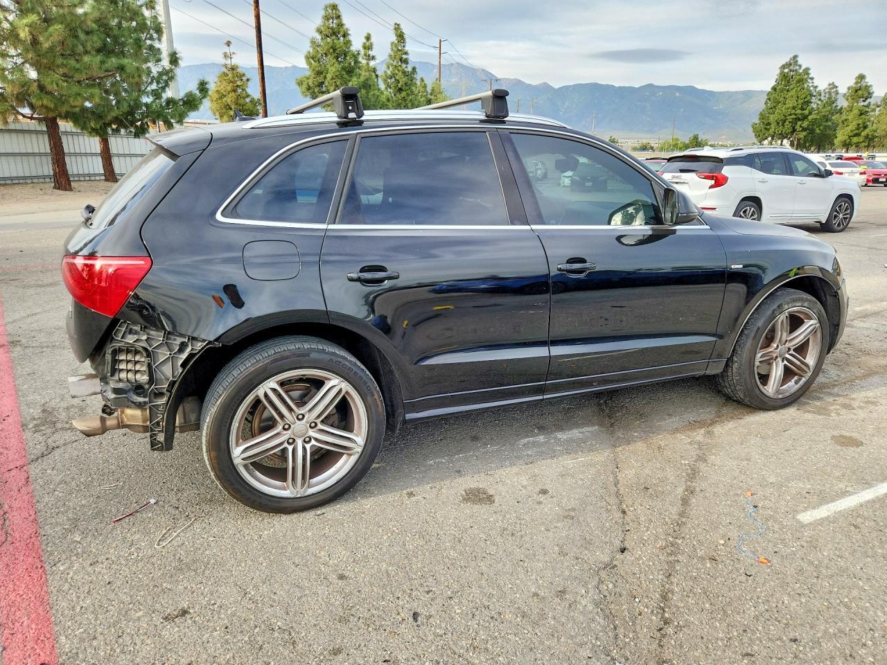 2012 AUDI Q5
