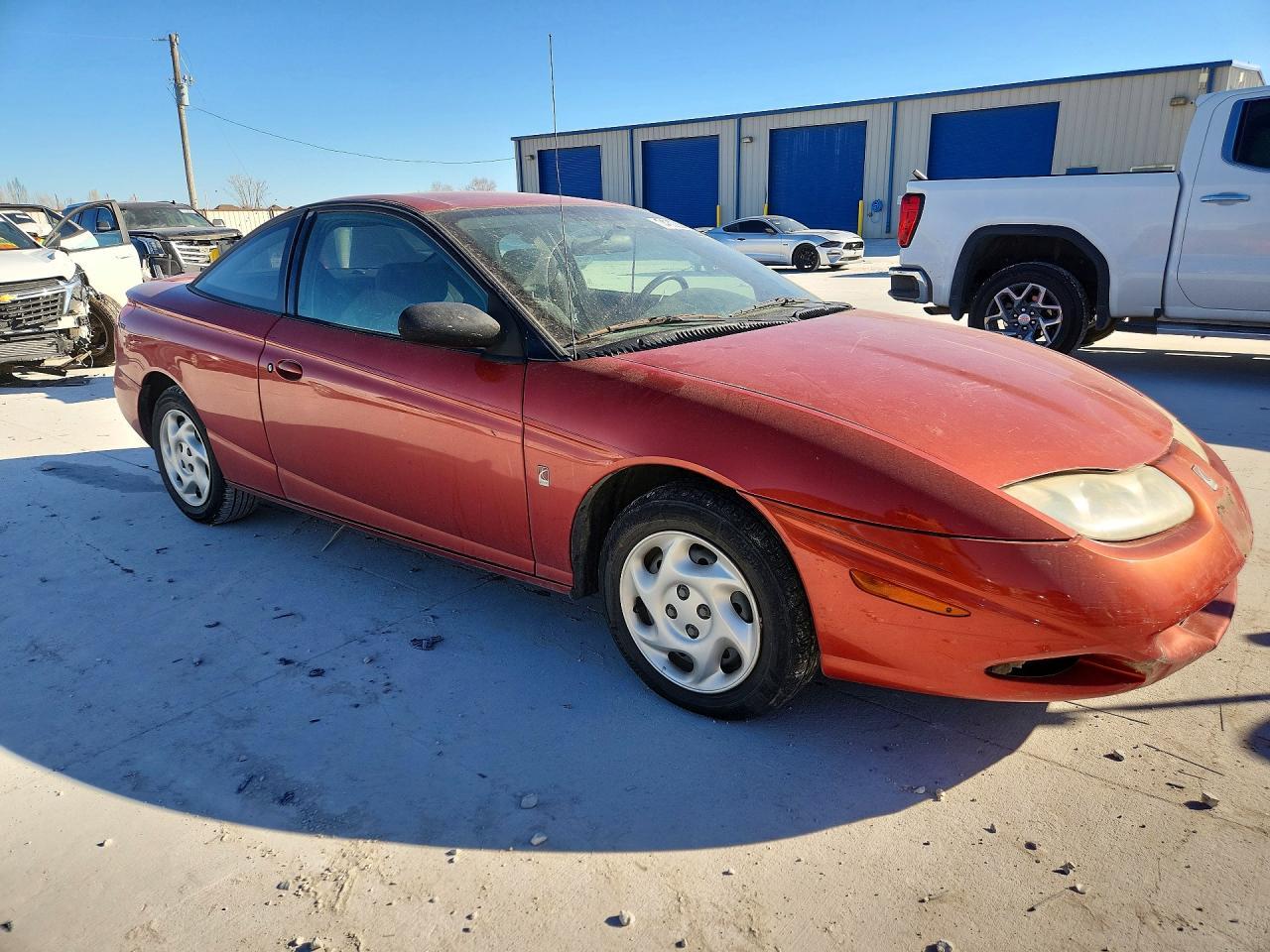 2002 SATURN Sc2