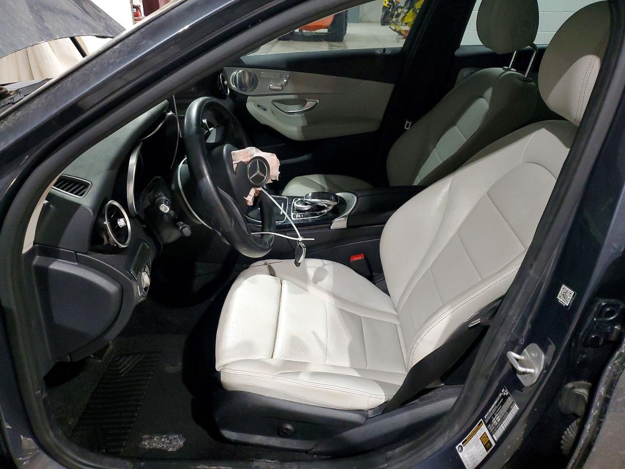 2016 MERCEDES-BENZ C-CLASS