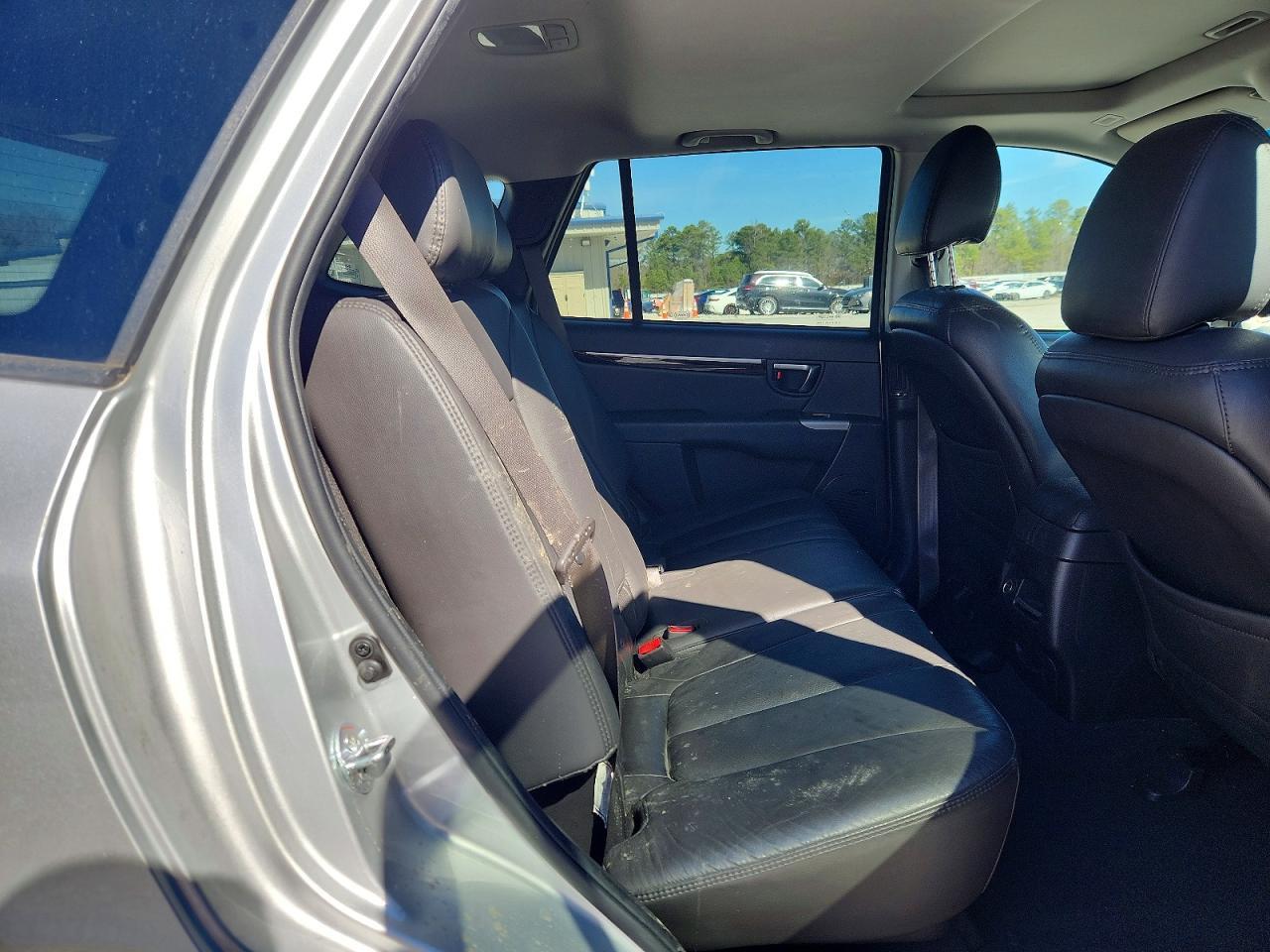 2011 HYUNDAI SANTA FE