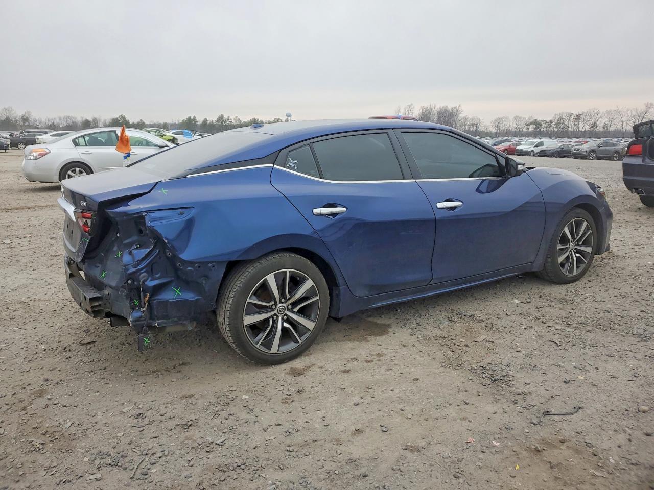 2020 NISSAN