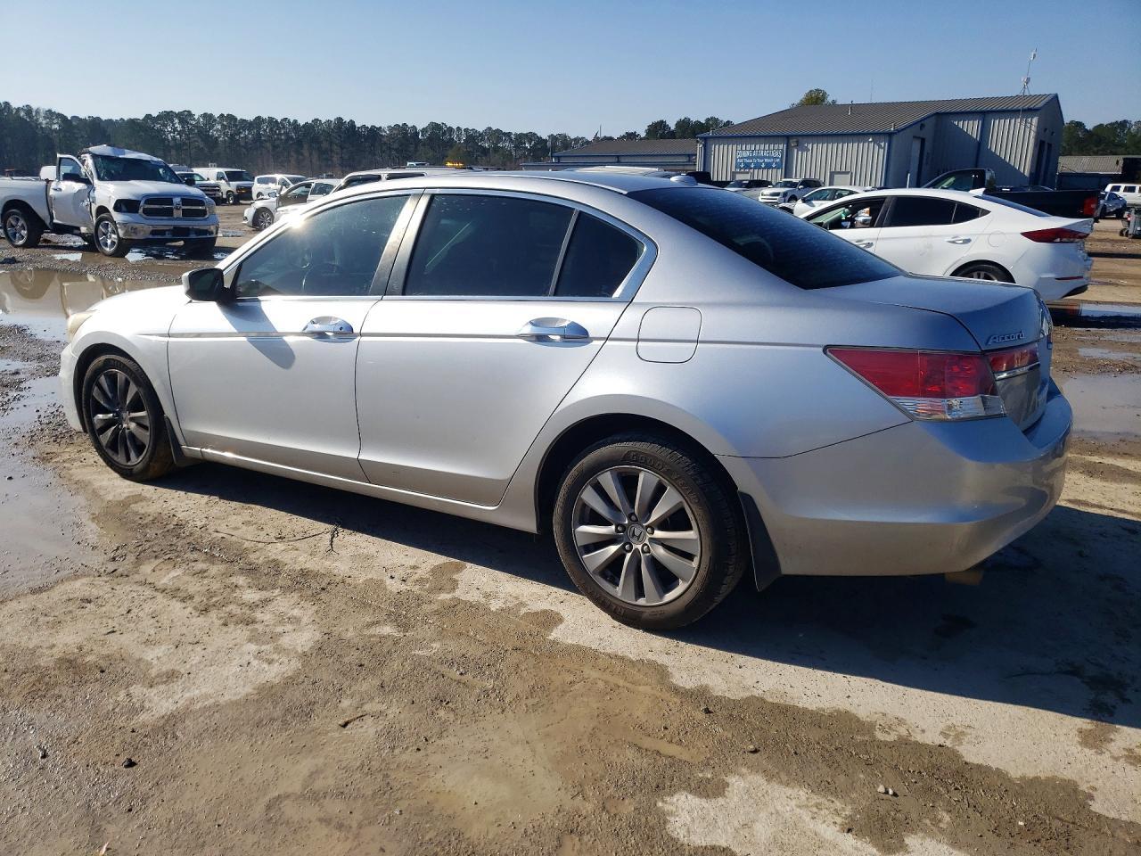 2011 HONDA ACCORD