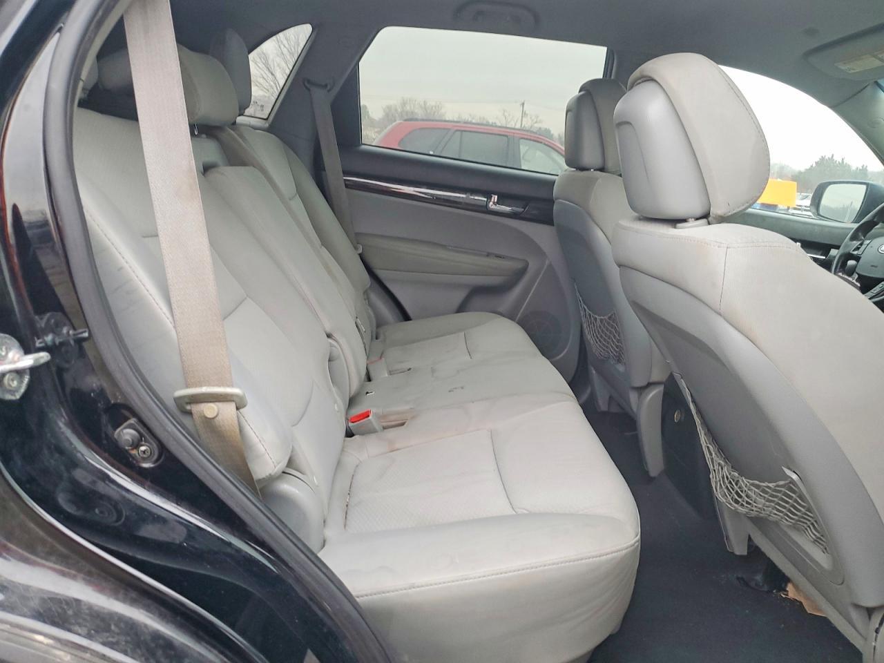 2013 KIA SORENTO