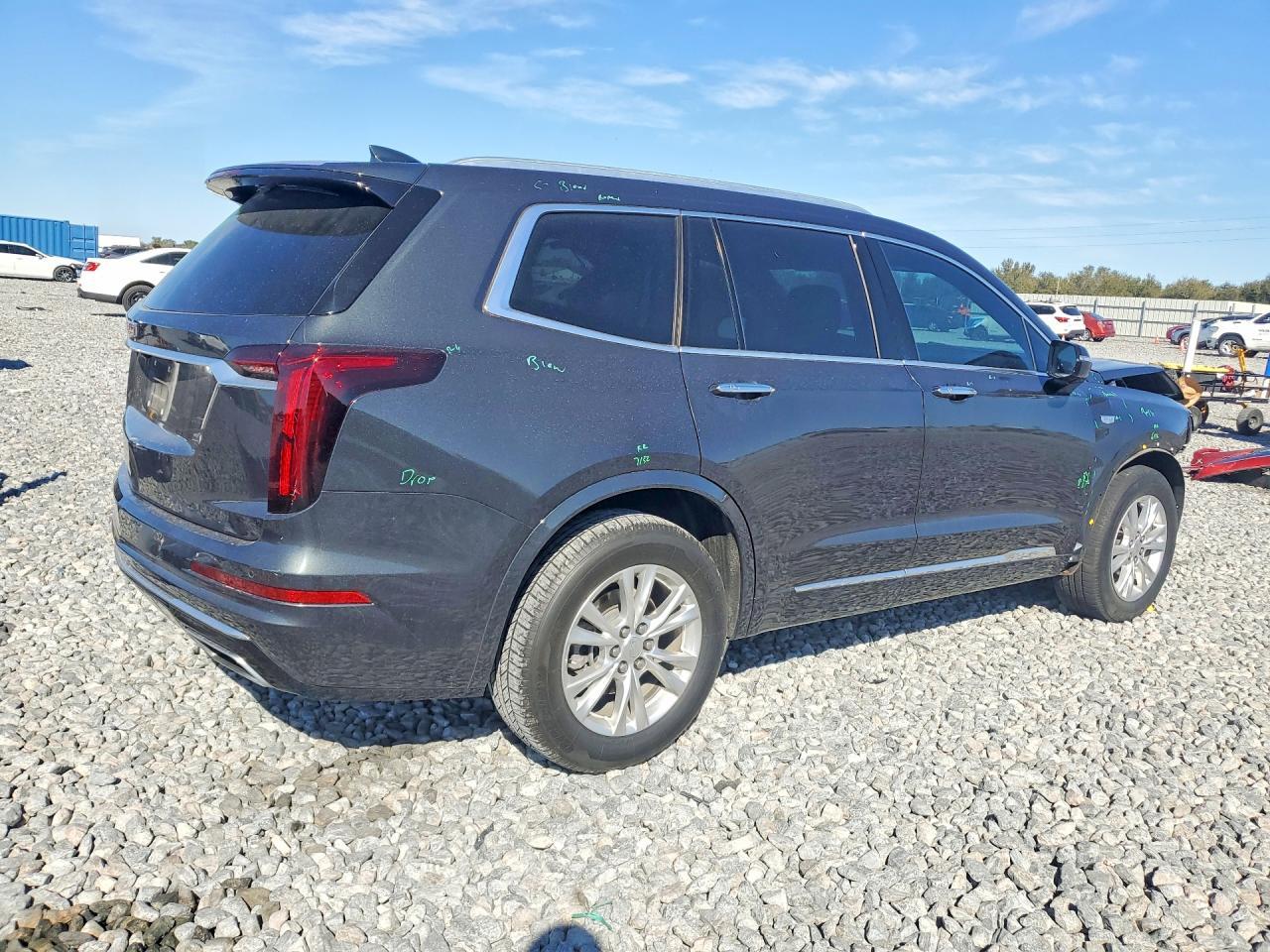 2021 CADILLAC XT6