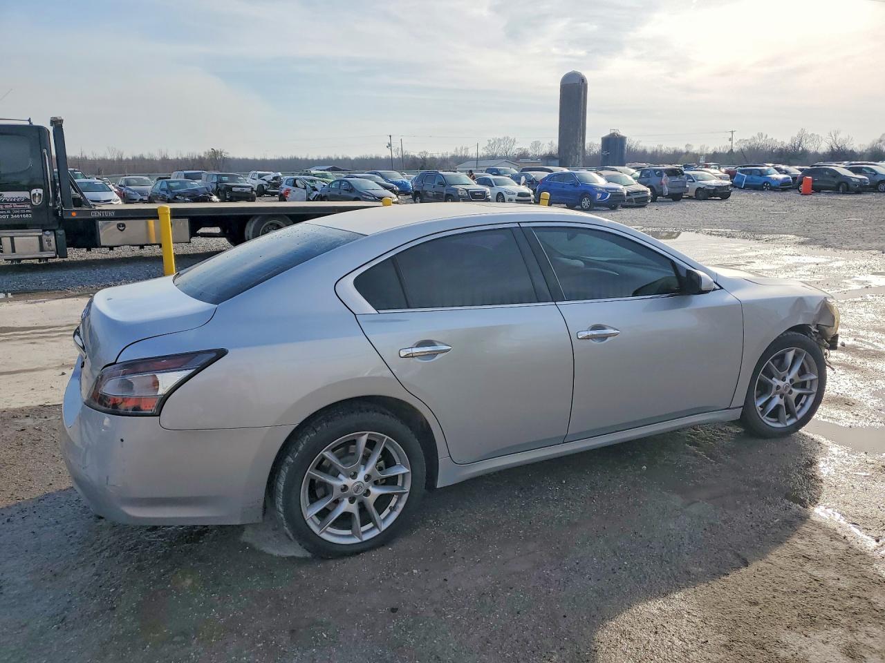 2013 NISSAN Maxima