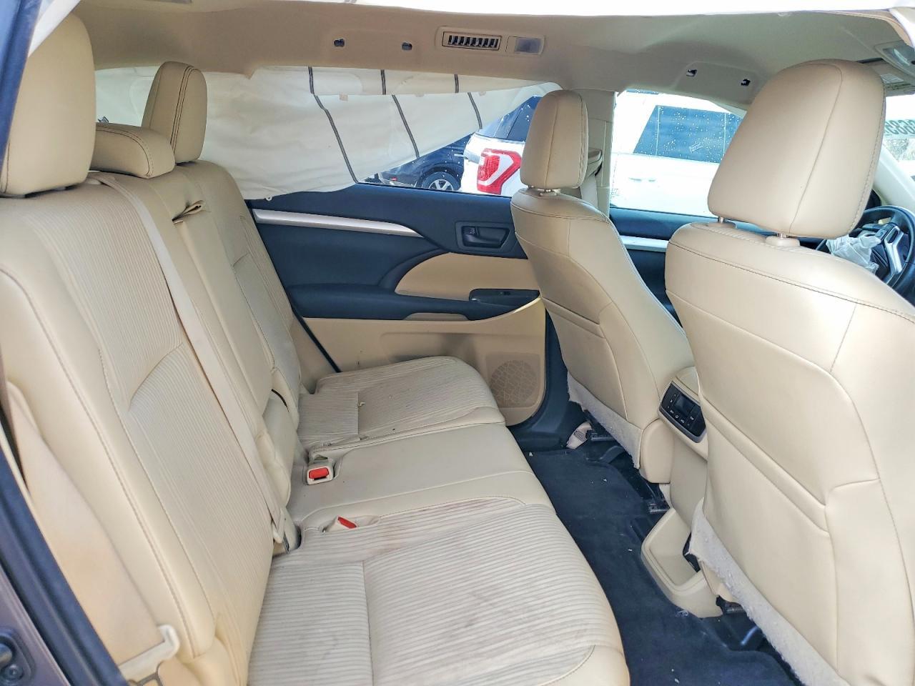 2014 TOYOTA HIGHLANDER