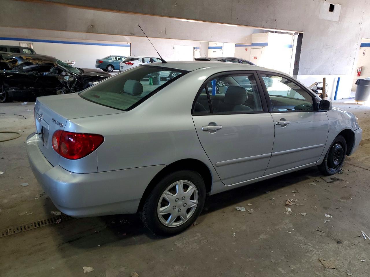 2005 TOYOTA COROLLA