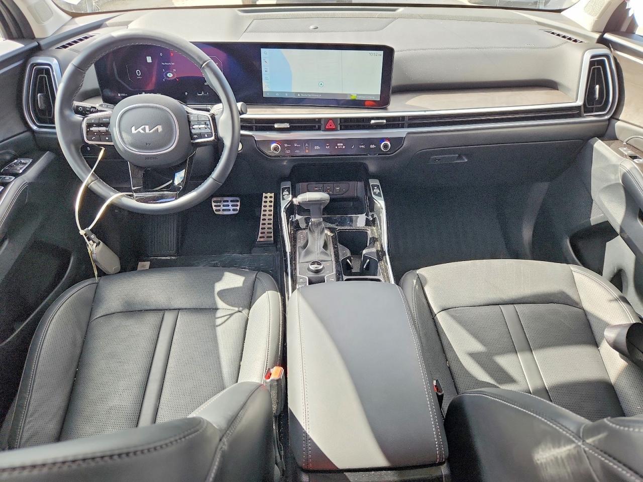 2025 KIA SORENTO