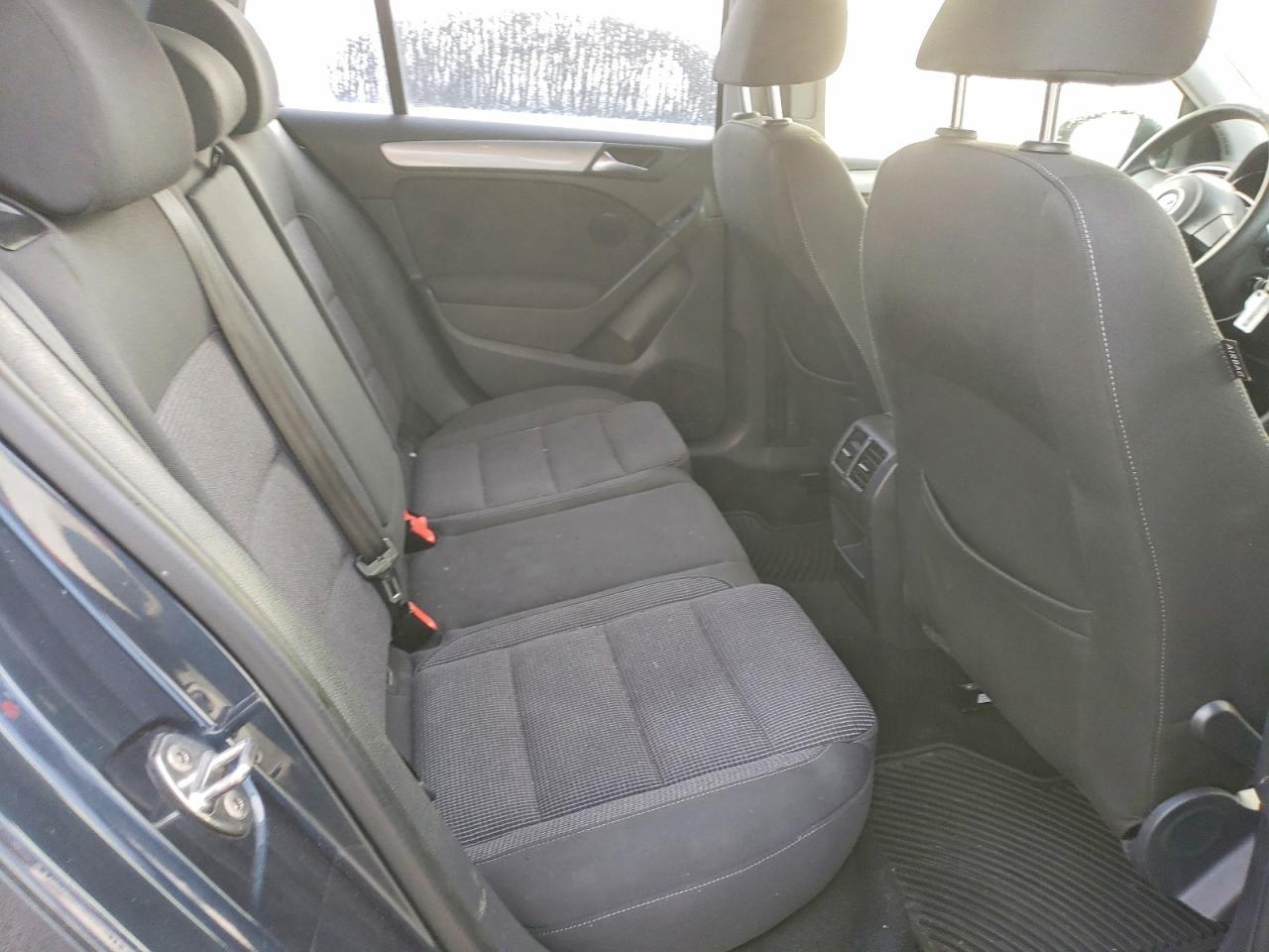 2014 VOLKSWAGEN GOLF