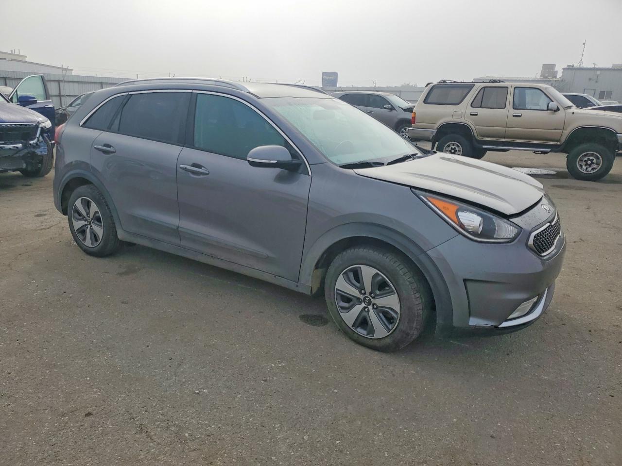 2017 KIA Niro