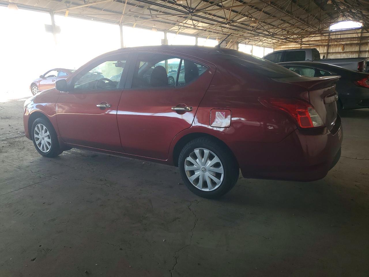 2016 NISSAN VERSA