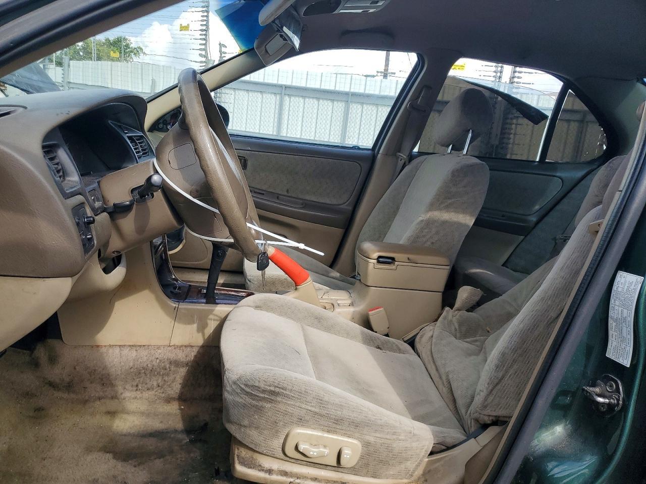 2001 NISSAN ALTIMA