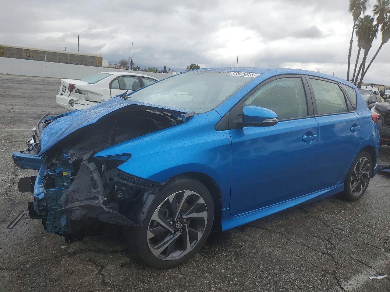 2016 TOYOTA SCION