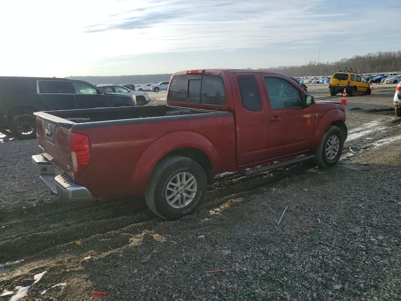 2016 NISSAN Frontier