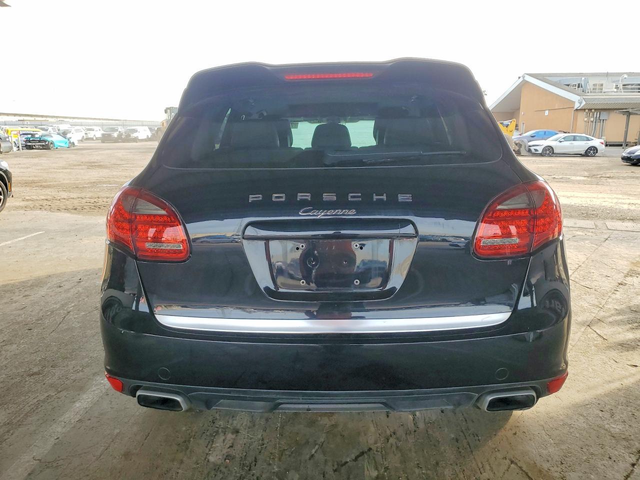 2012 PORSCHE CAYENNE