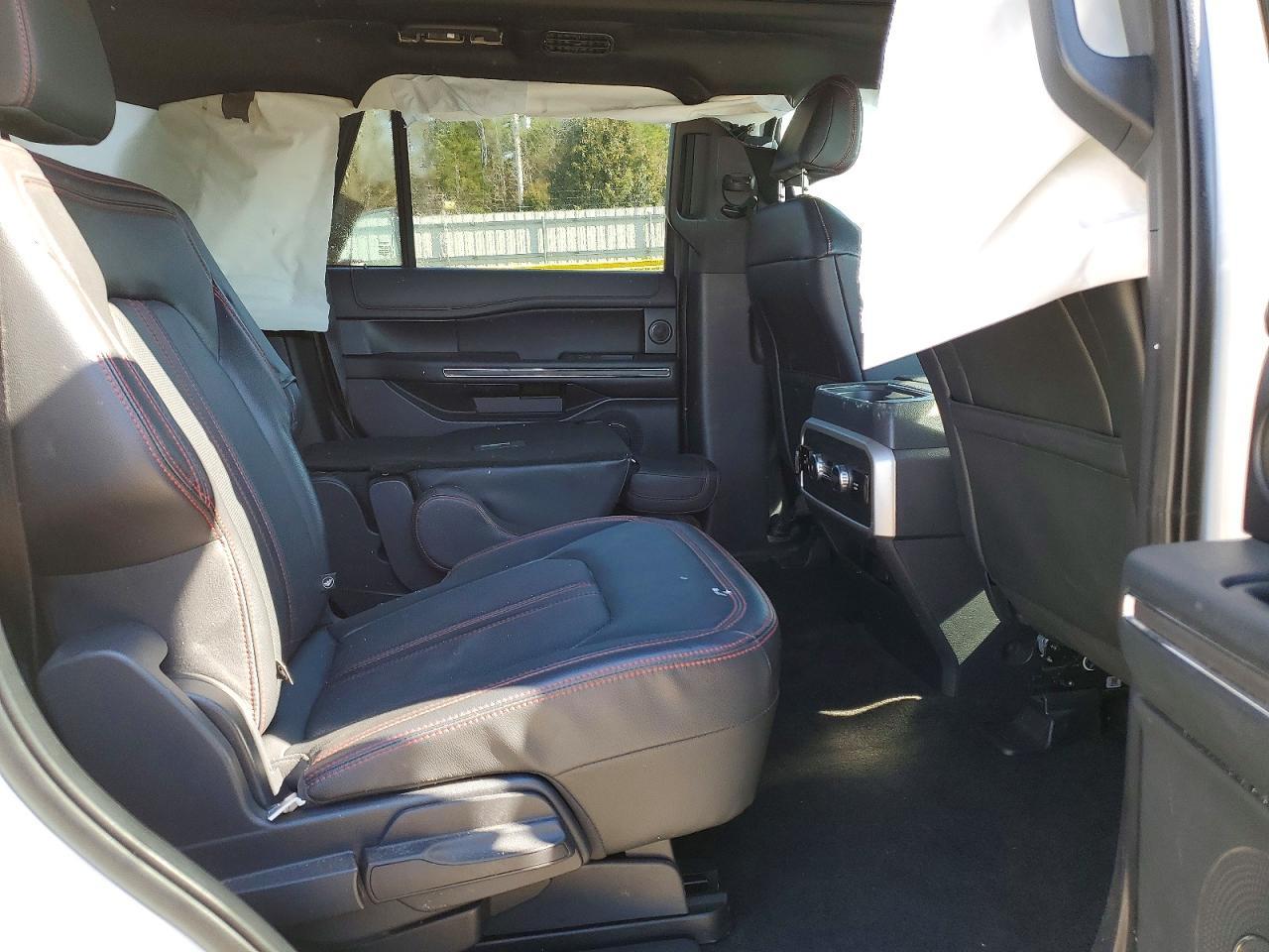 2023 FORD Expedition