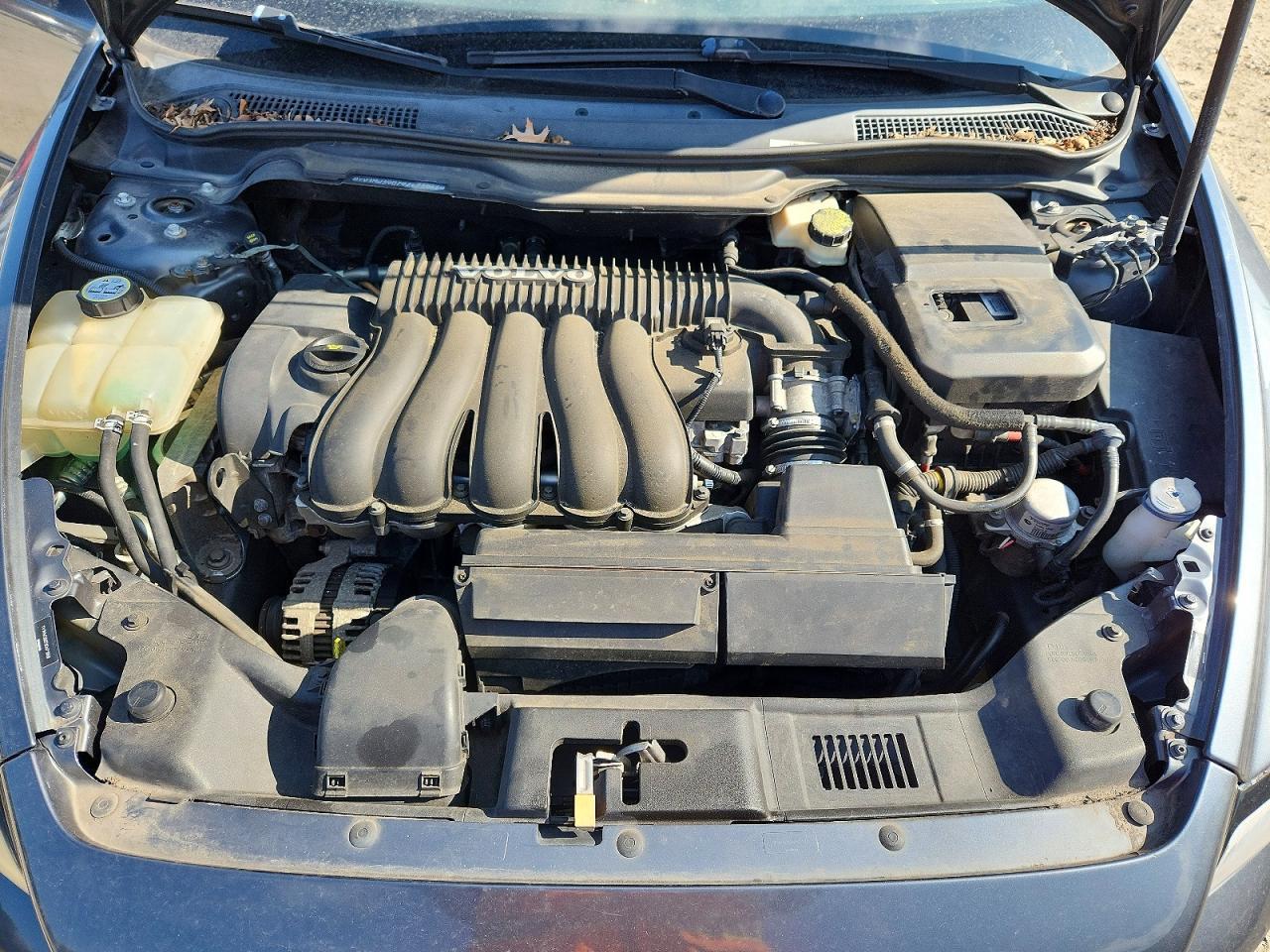 2009 VOLVO V50