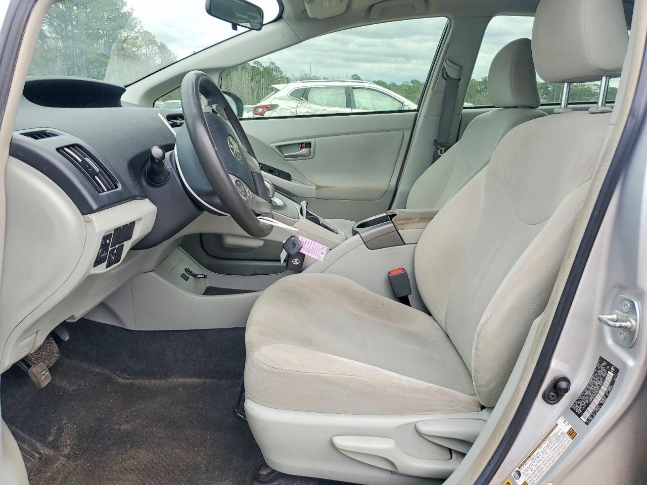 2014 TOYOTA PRIUS