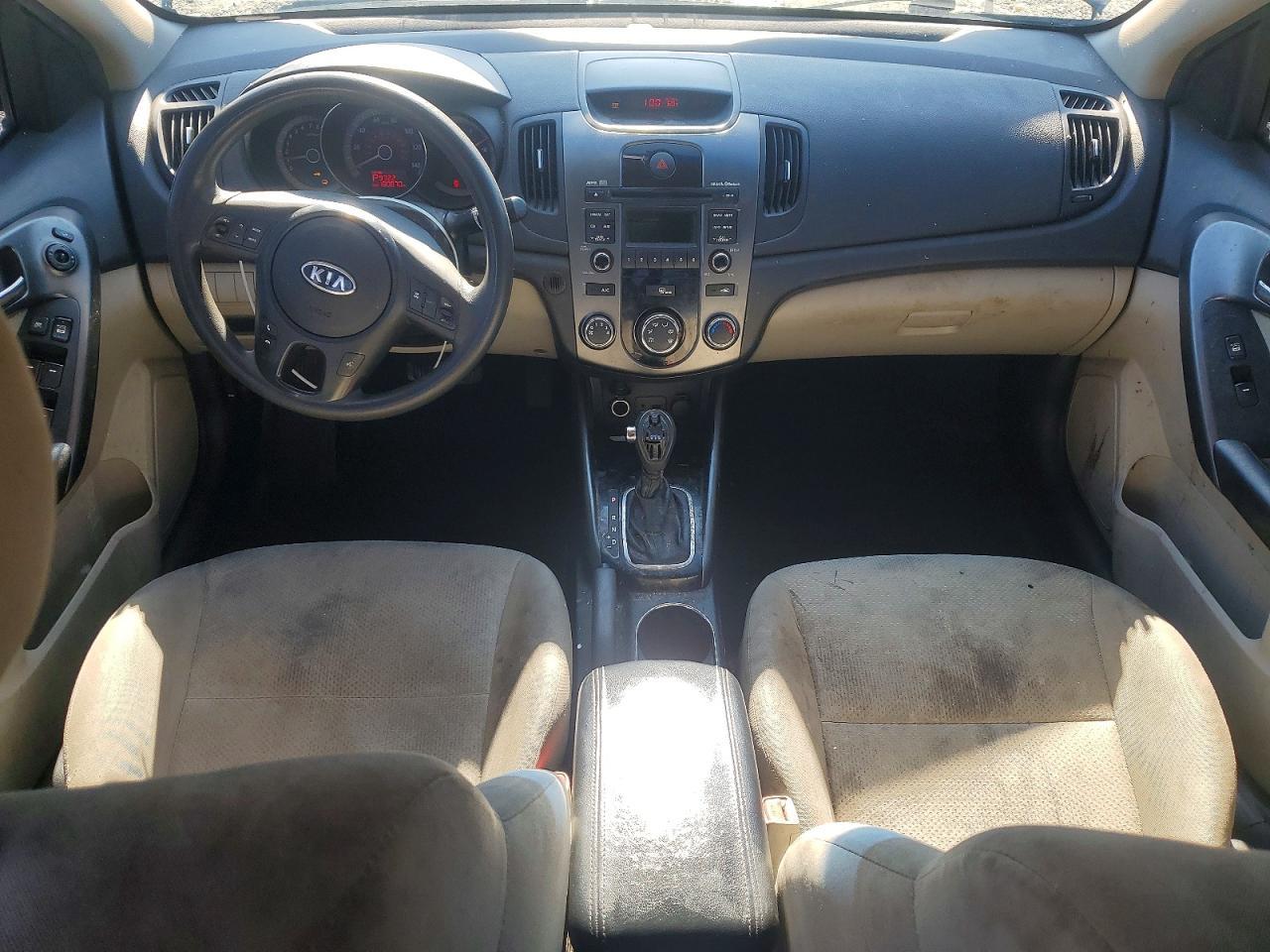 2013 KIA FORTE