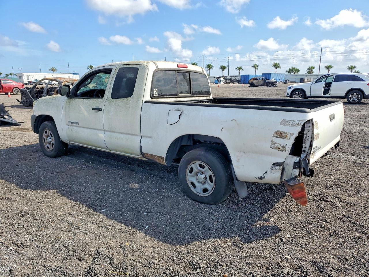 2015 TOYOTA TACOMA