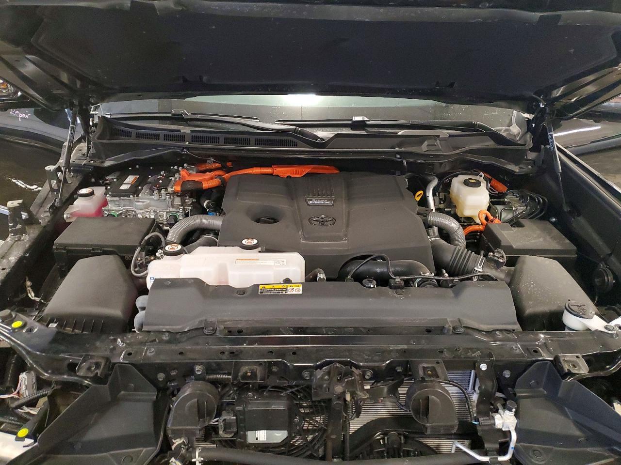 2024 TOYOTA TUNDRA