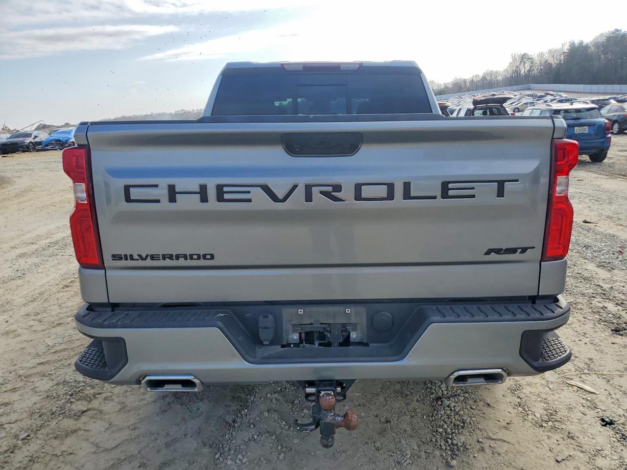 2023 CHEVROLET Silverado