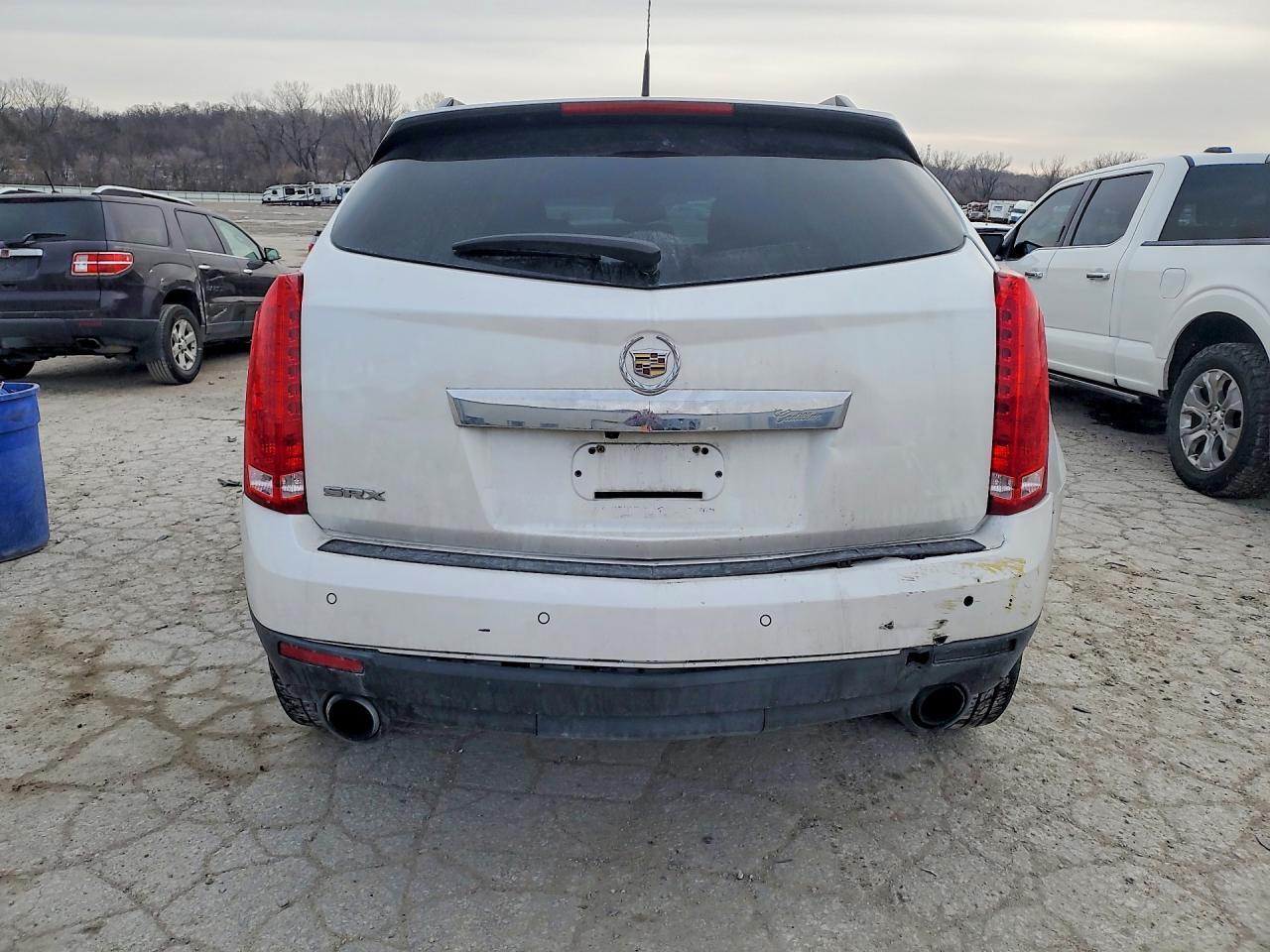 2010 CADILLAC SRX