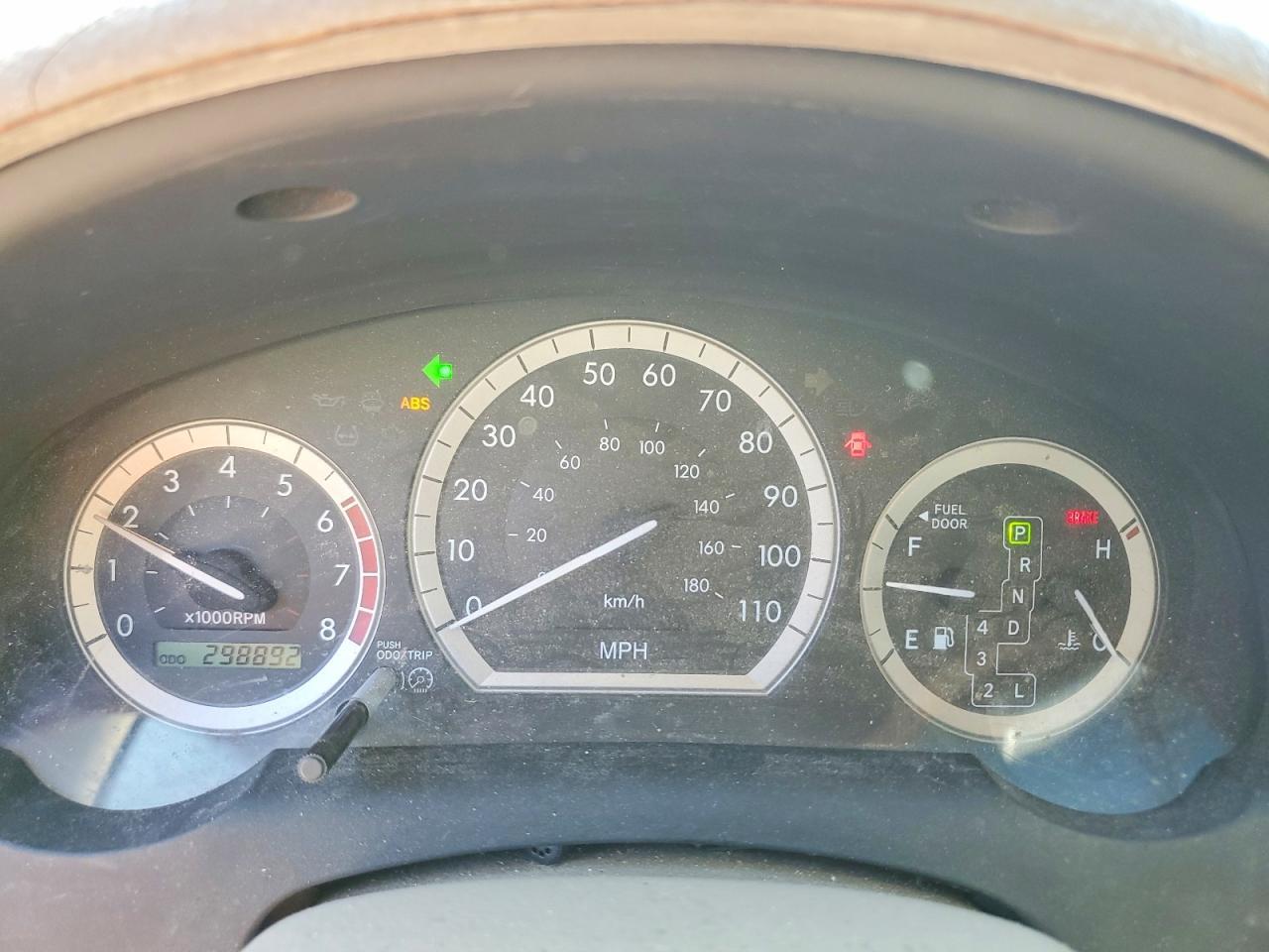 2004 TOYOTA SIENNA