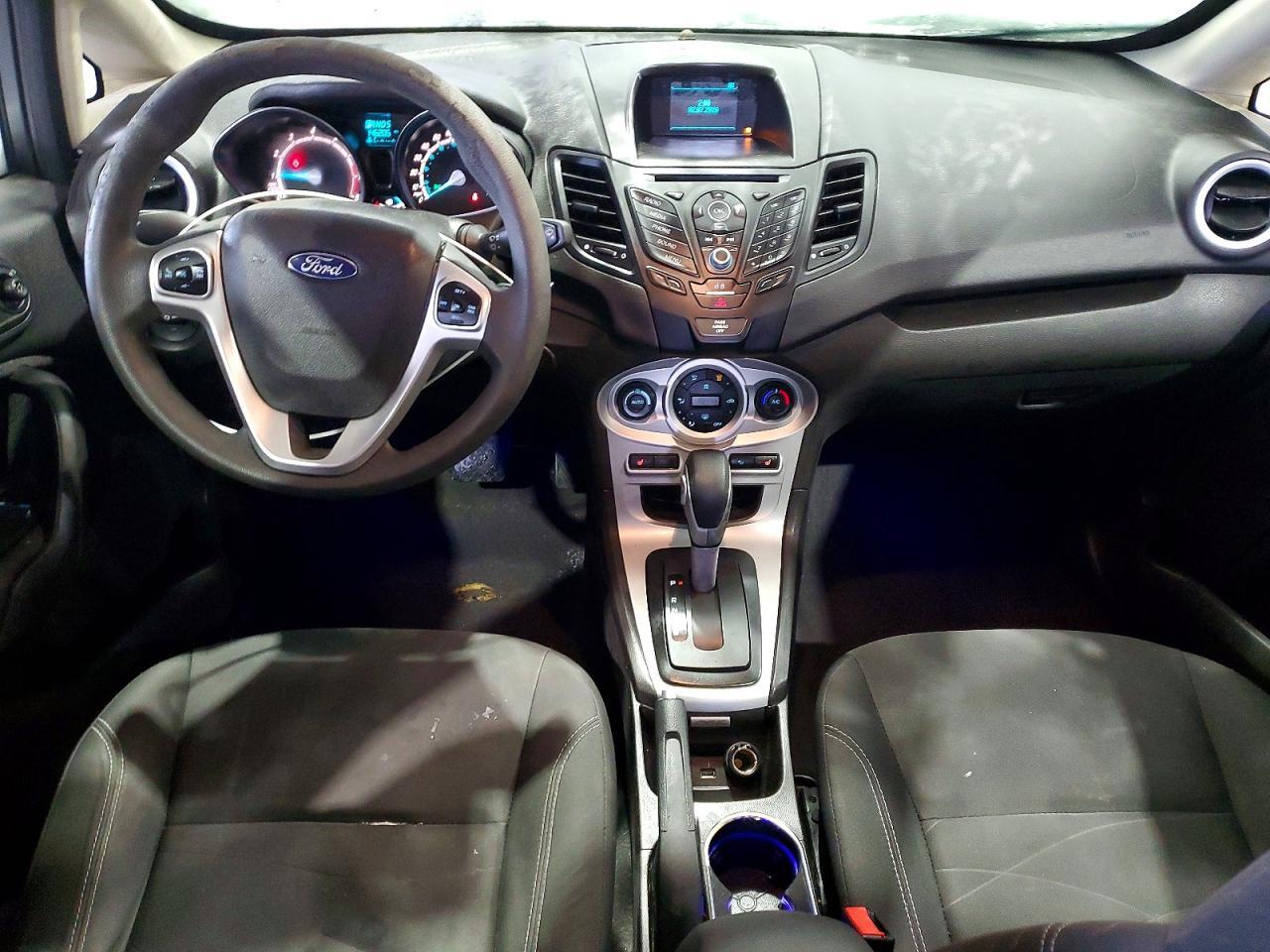 2017 FORD Fiesta