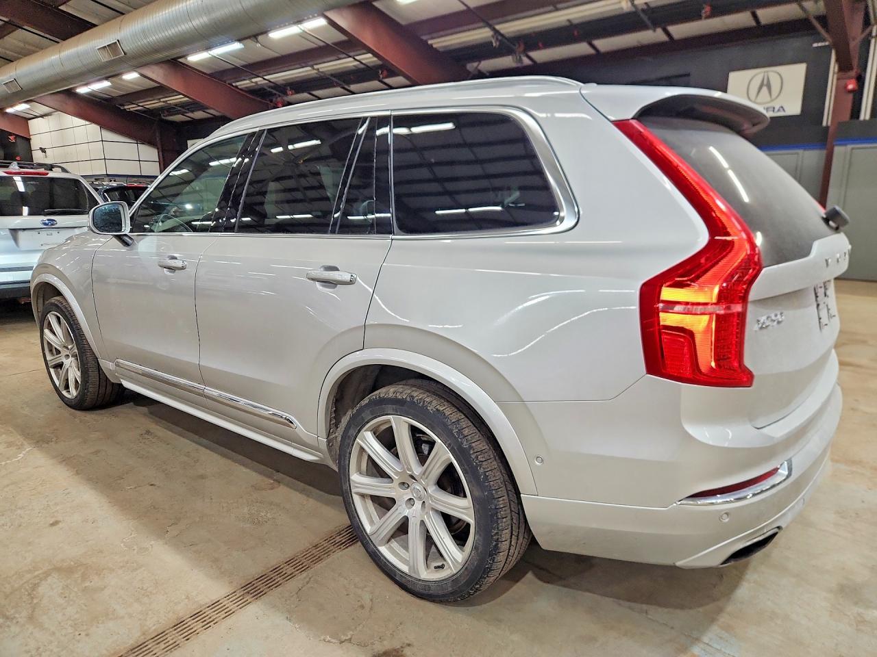 2018 VOLVO XC90