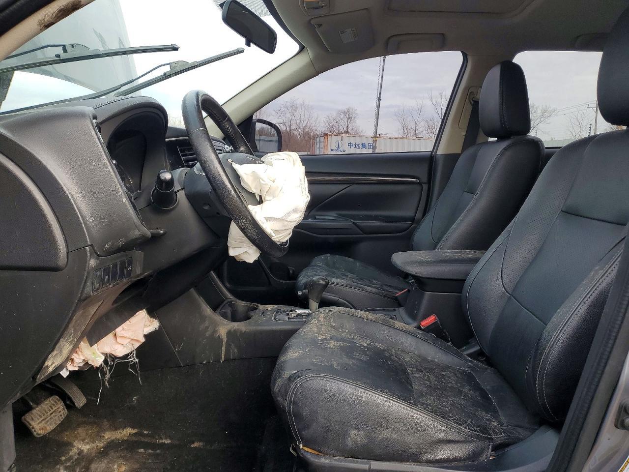 2016 MITSUBISHI outlander