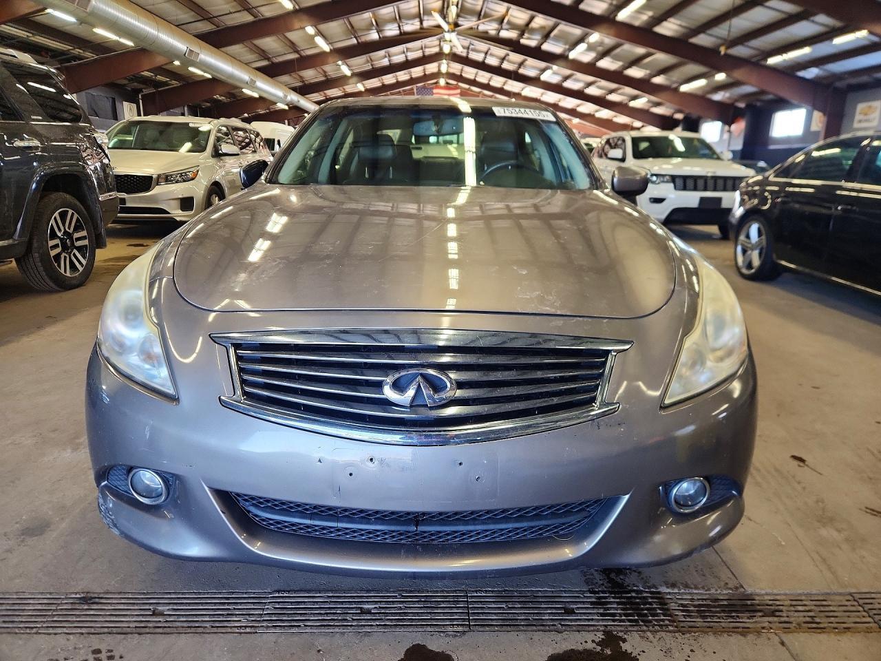 2012 INFINITI G37