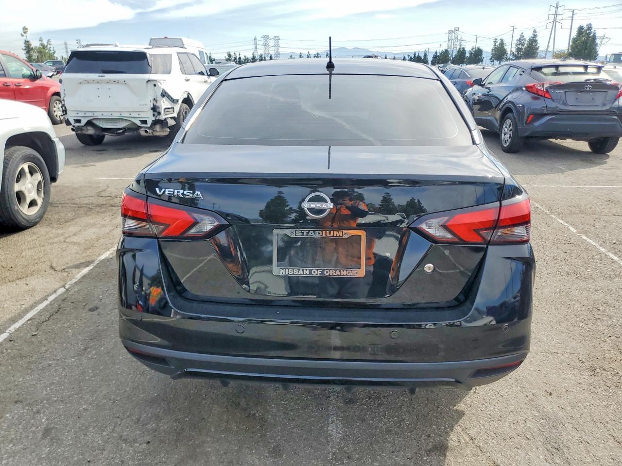 2024 NISSAN VERSA
