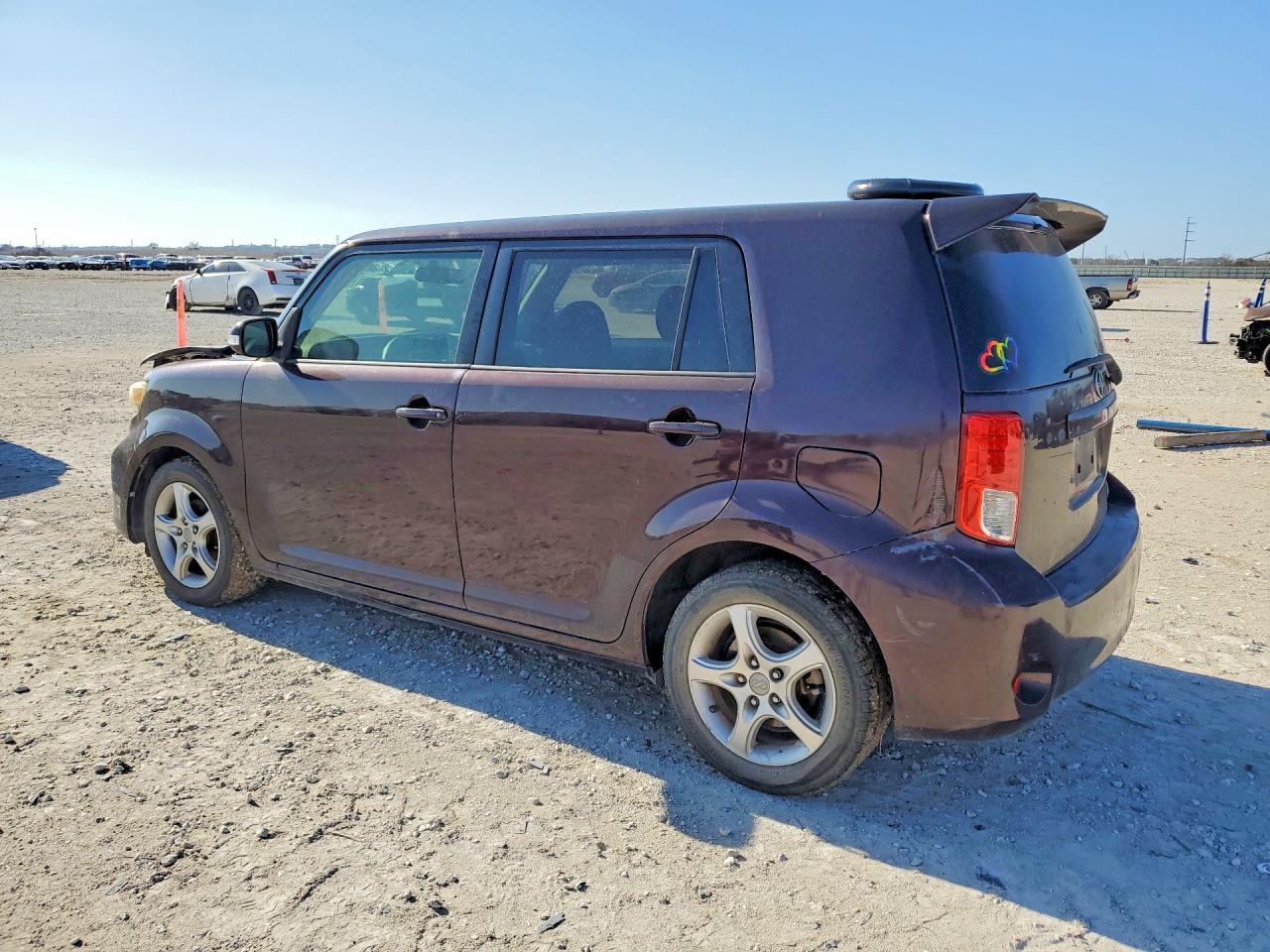2011 TOYOTA SCION