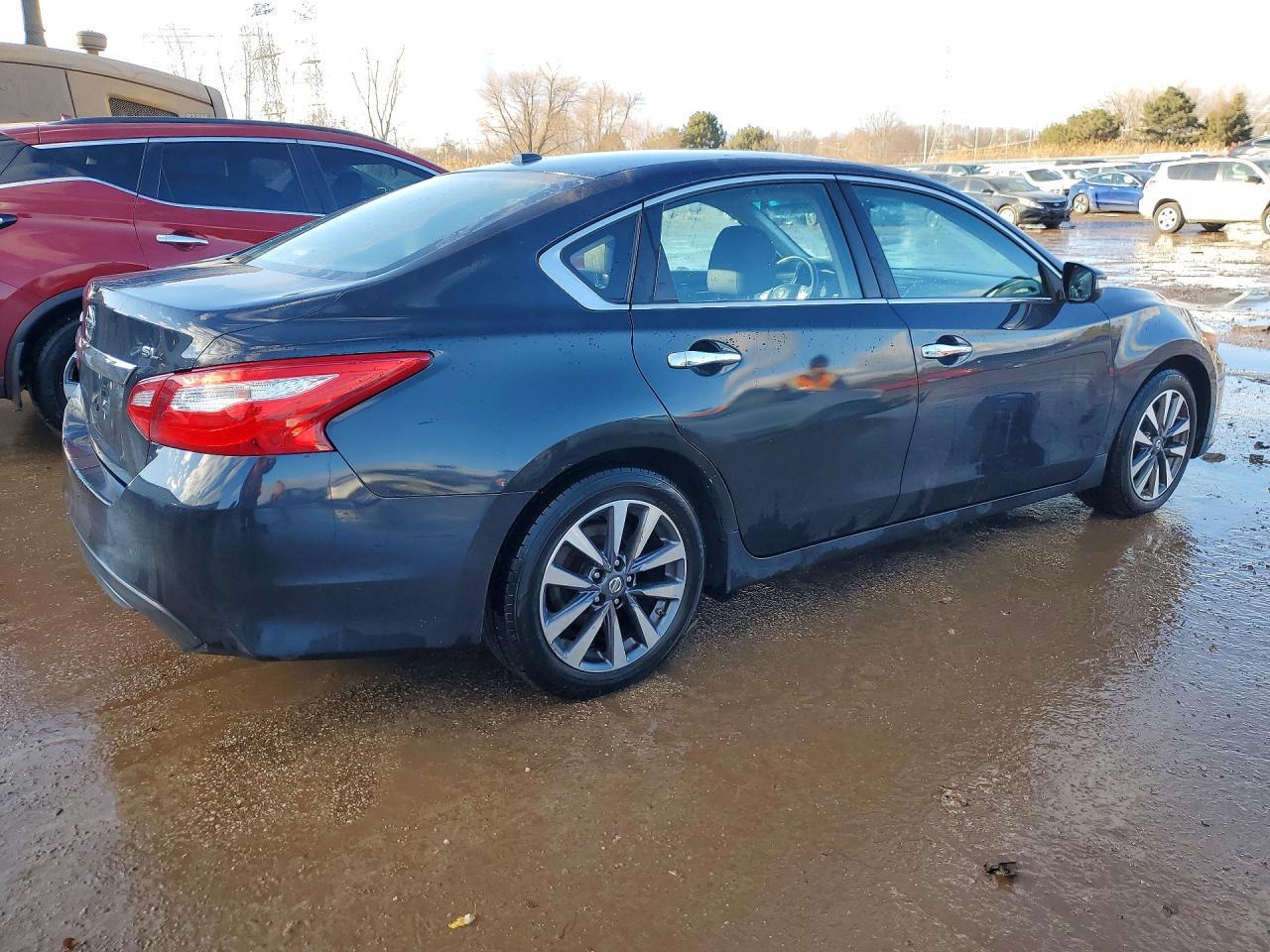 2017 NISSAN ALTIMA