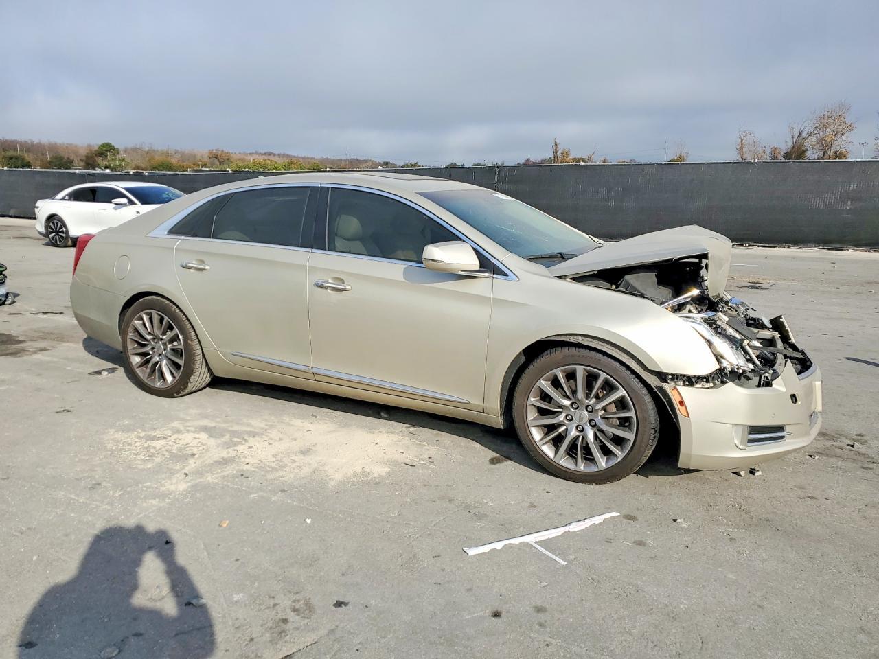 2013 CADILLAC XTS