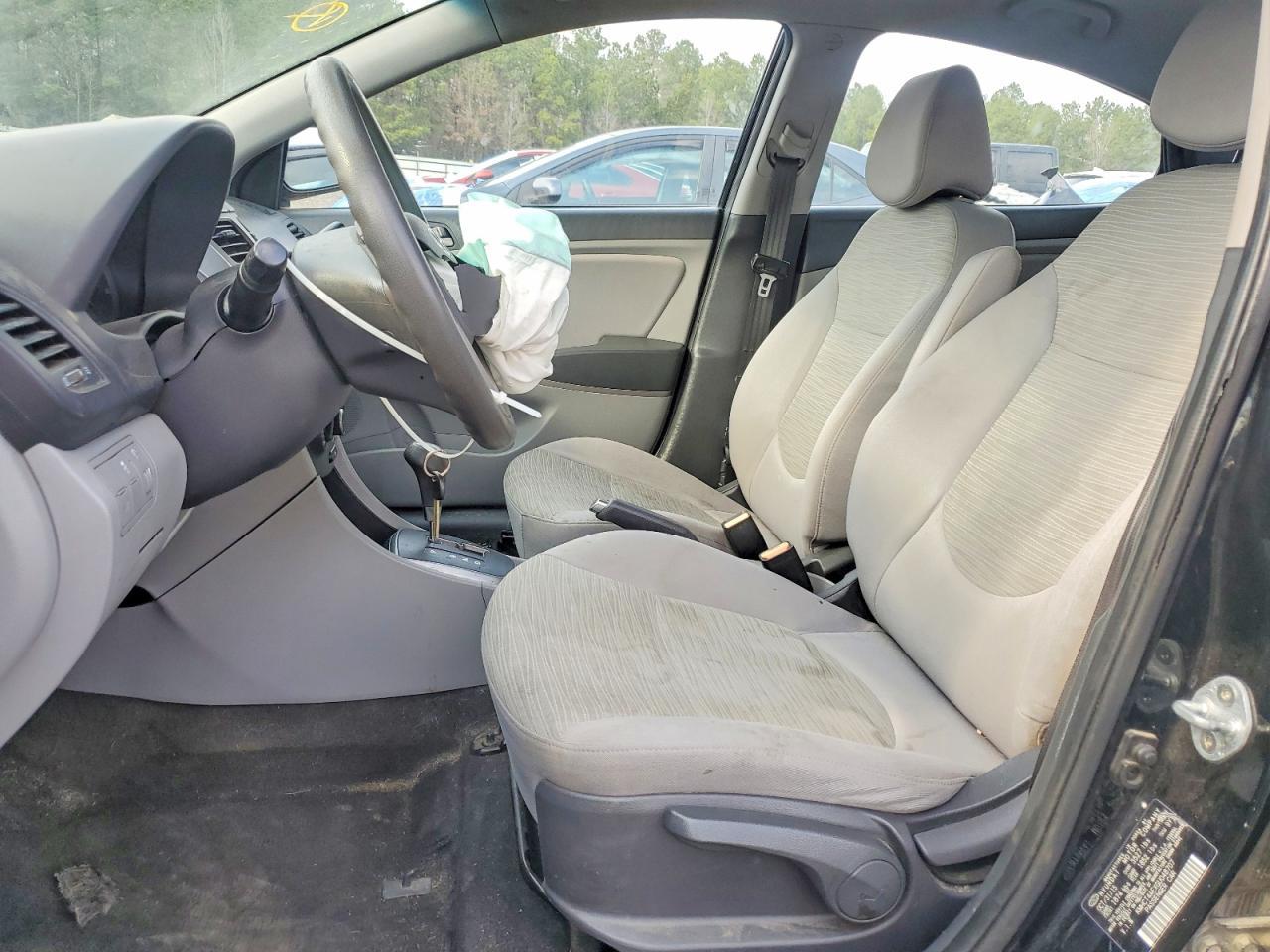 2016 HYUNDAI ACCENT