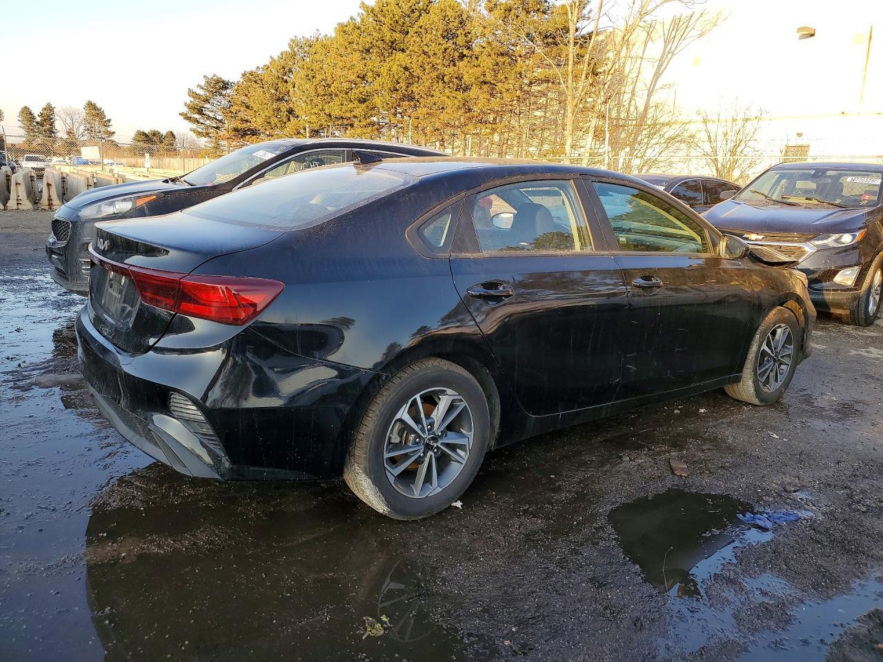 2023 KIA FORTE