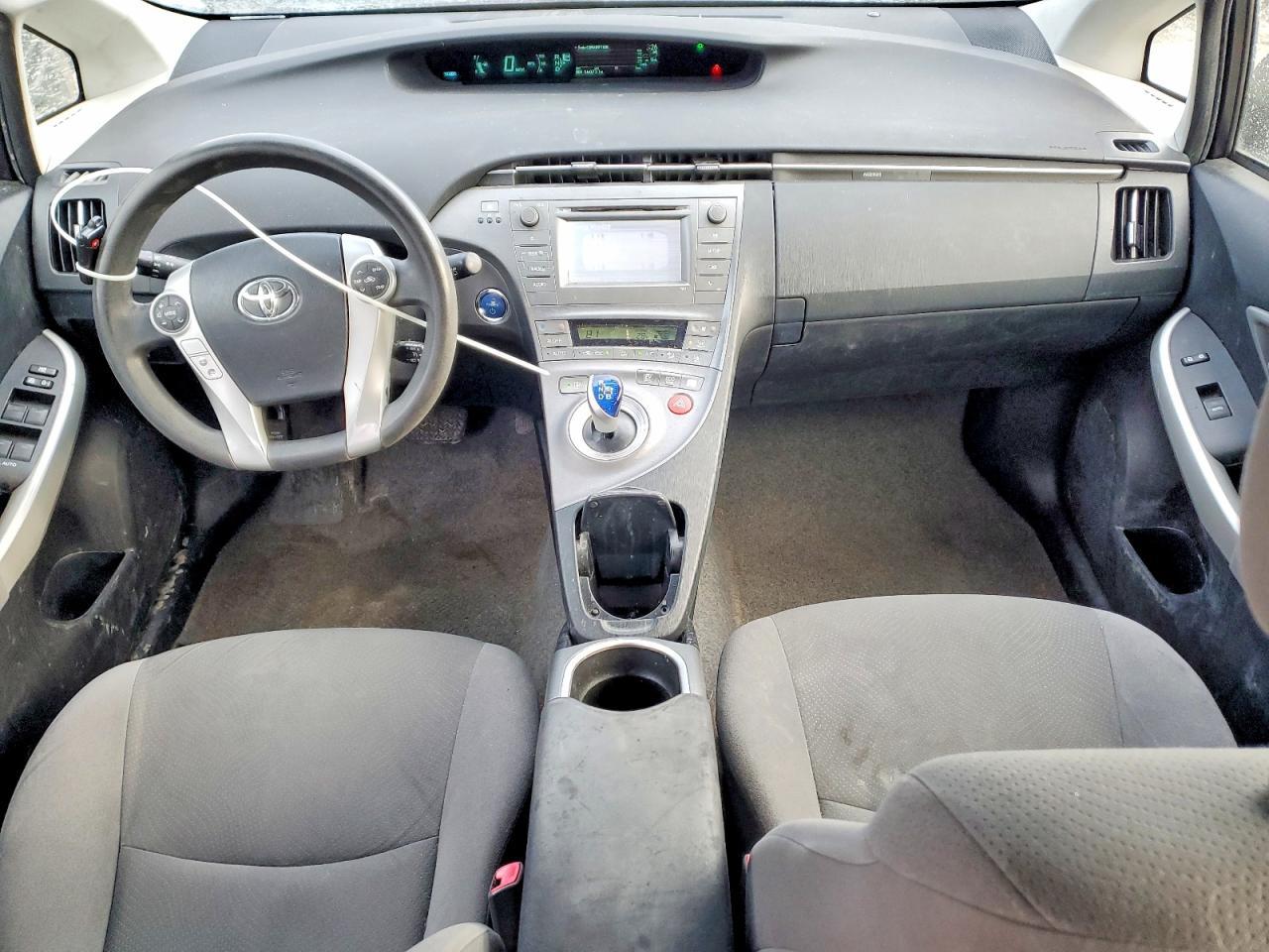 2013 TOYOTA PRIUS