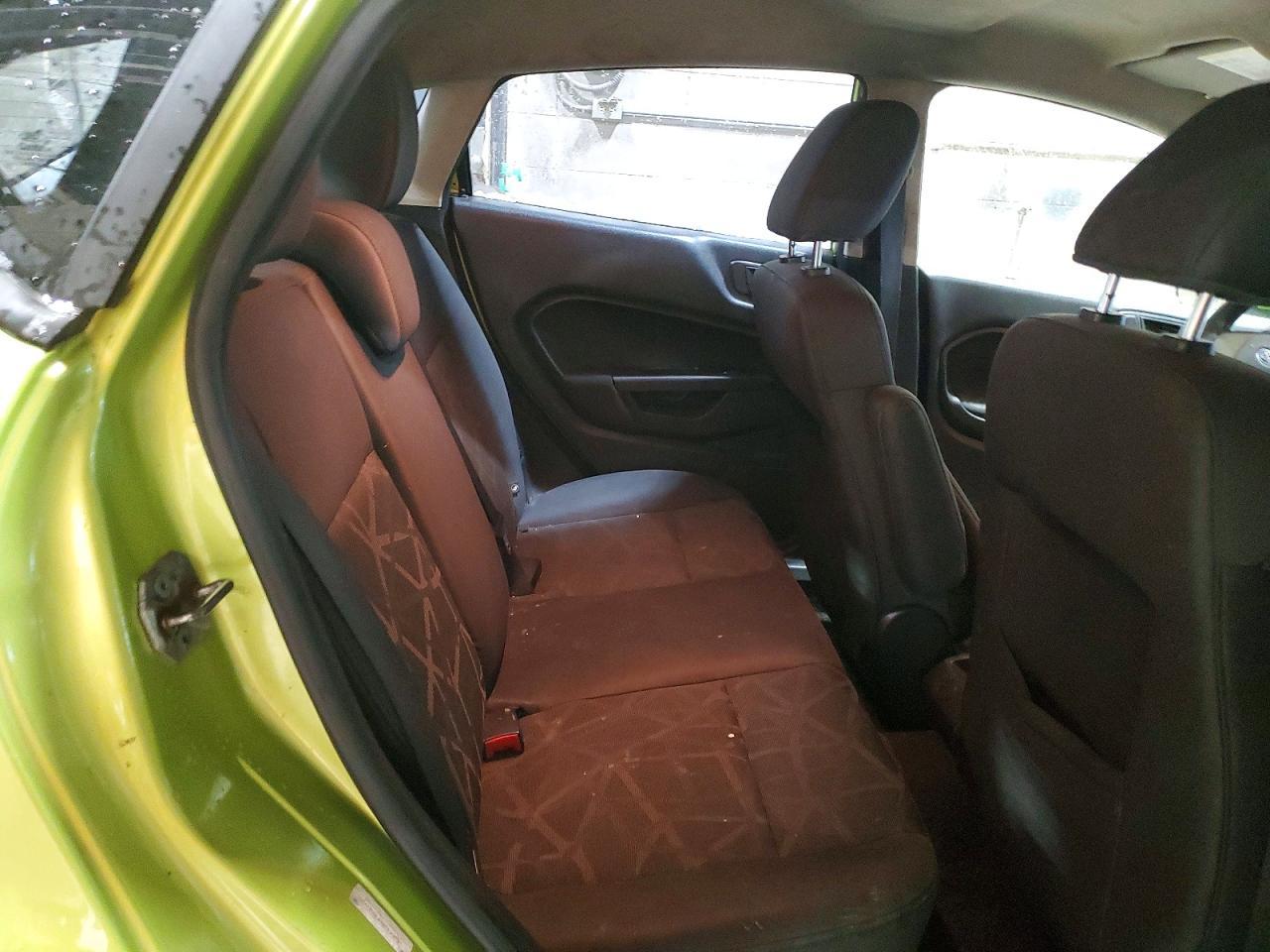 2012 FORD Fiesta