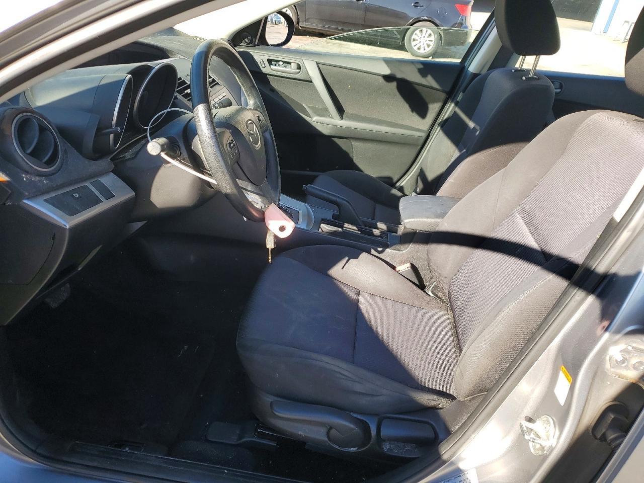 2010 MAZDA 3