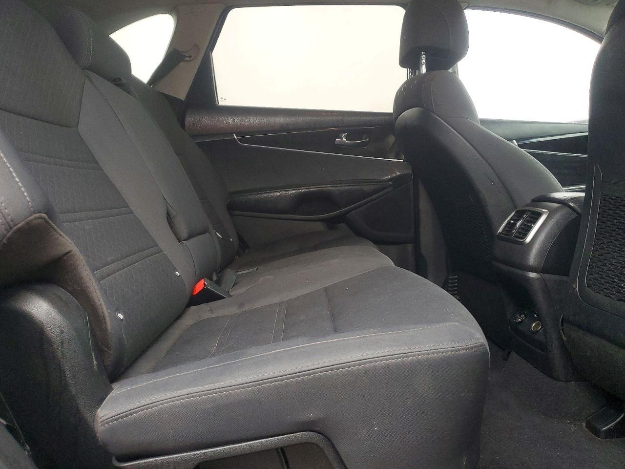 2017 KIA SORENTO