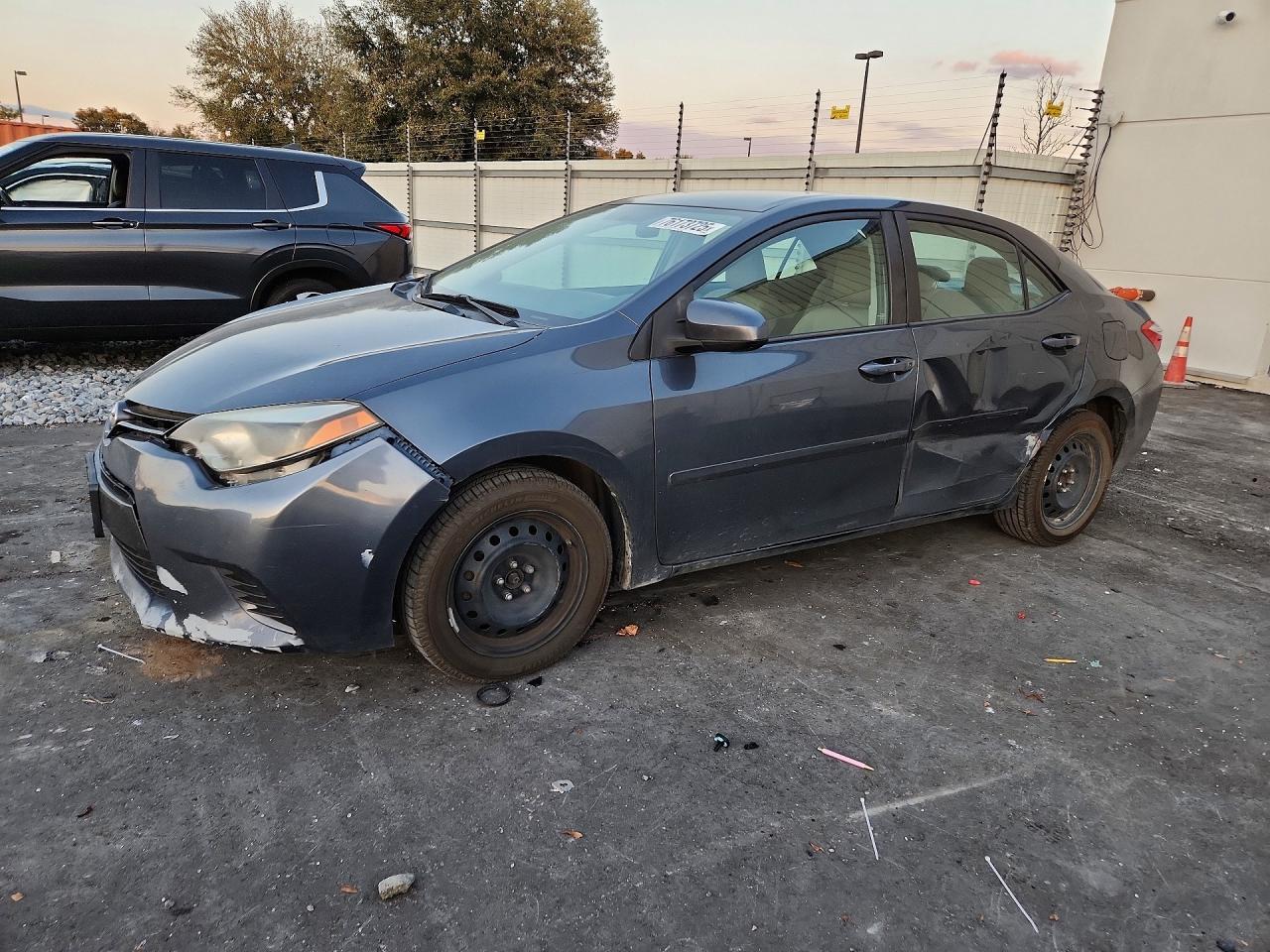 2016 TOYOTA COROLLA