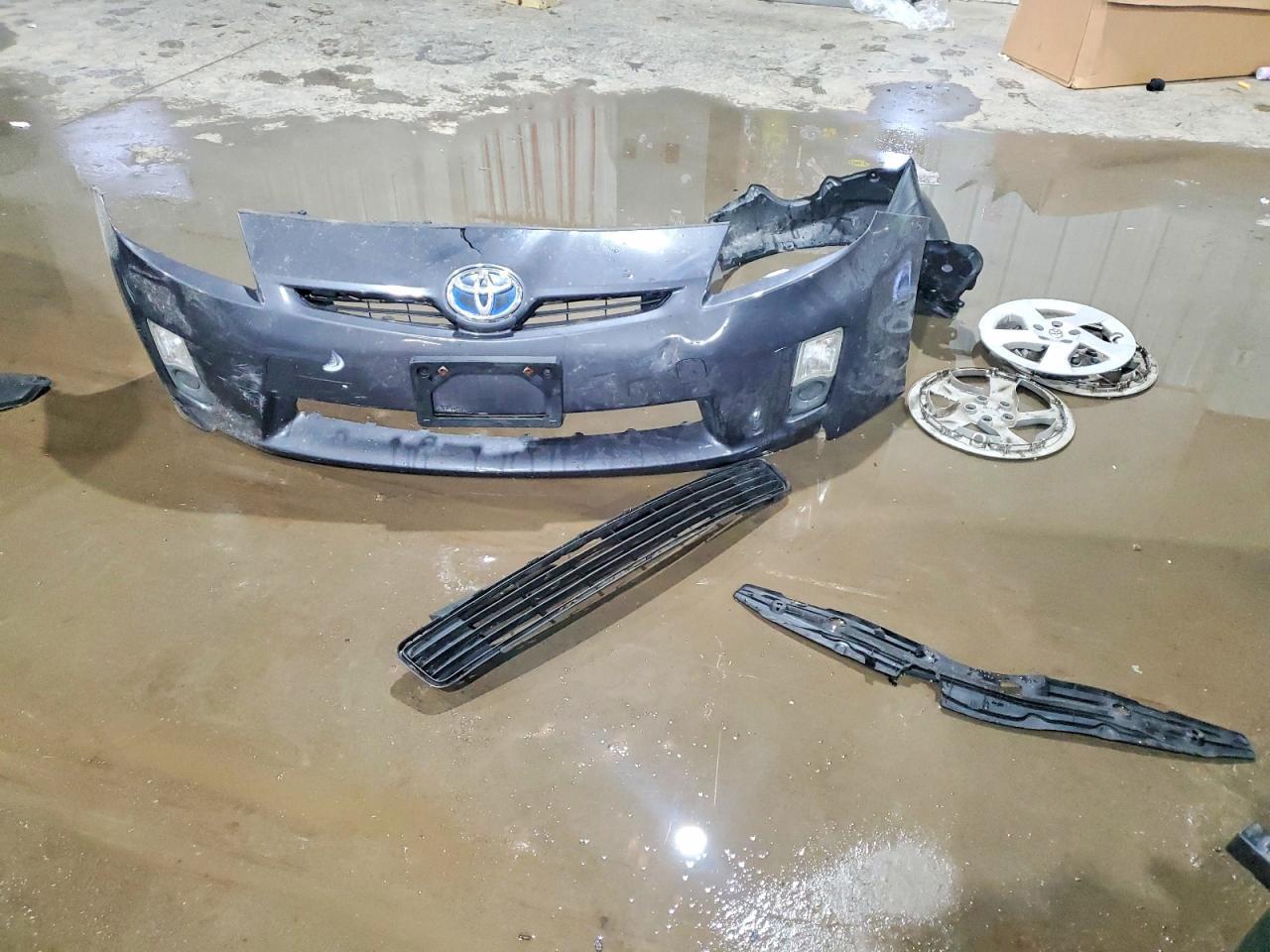 2011 TOYOTA PRIUS