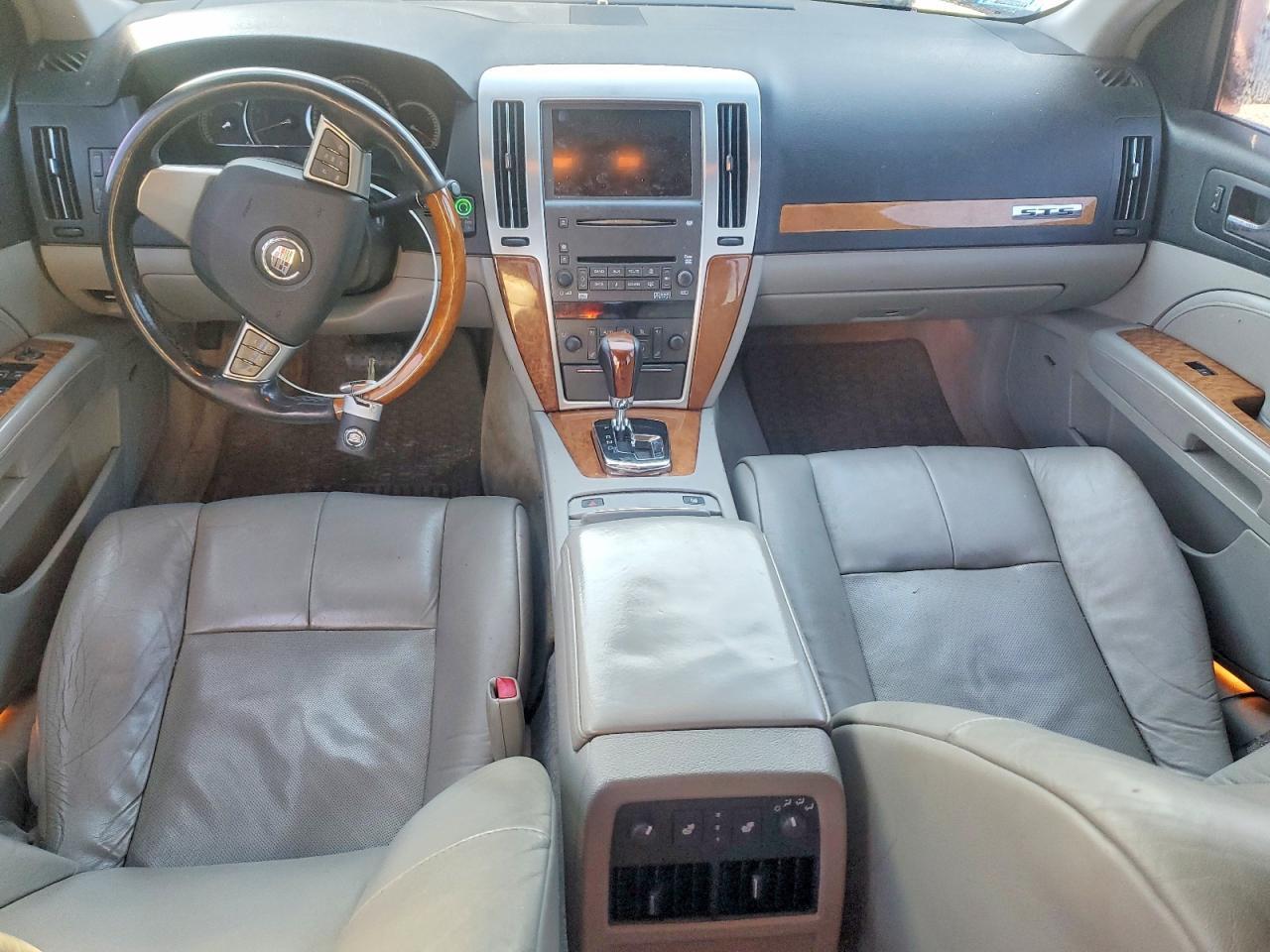 2010 CADILLAC STS