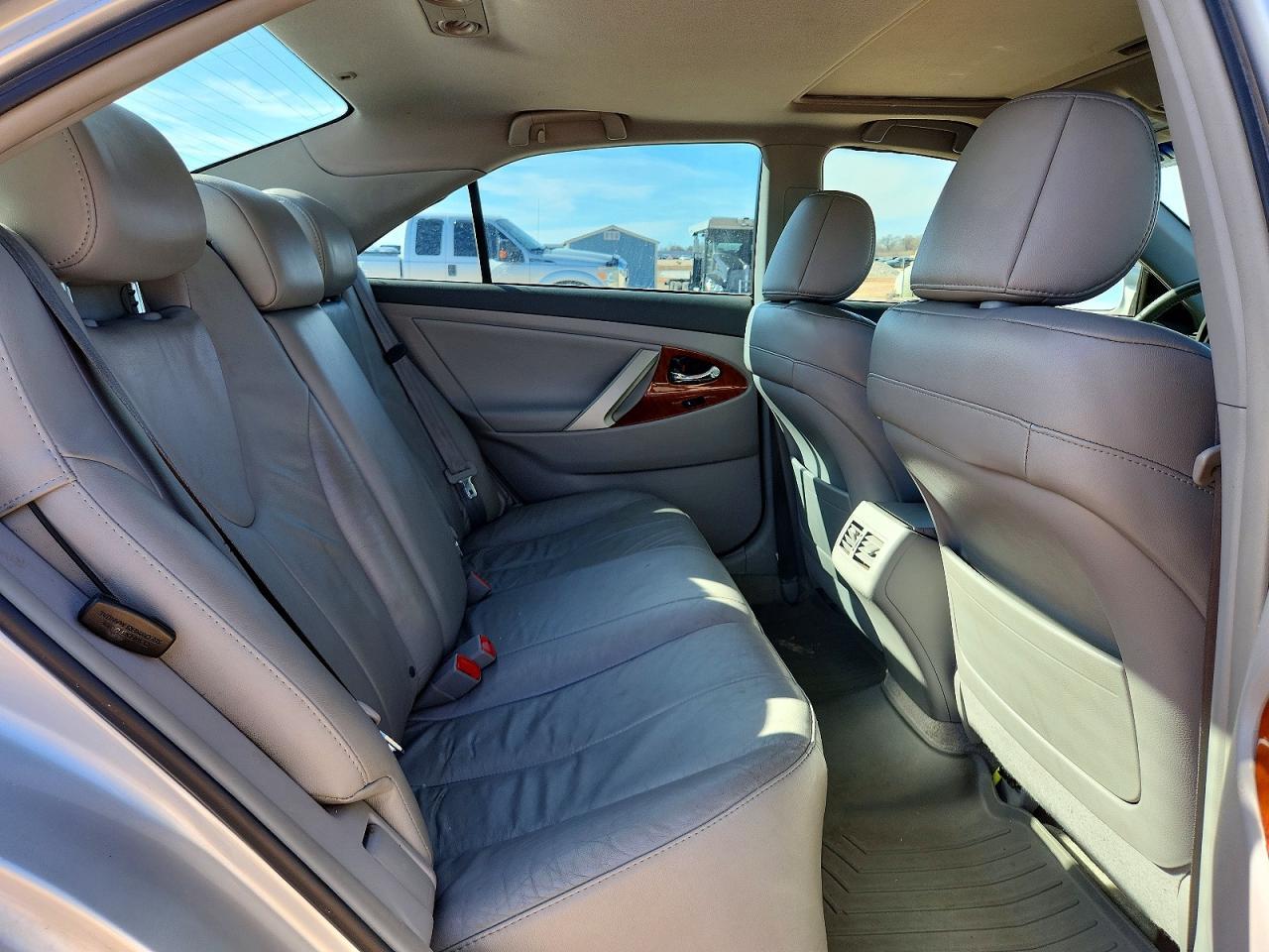 2010 TOYOTA CAMRY