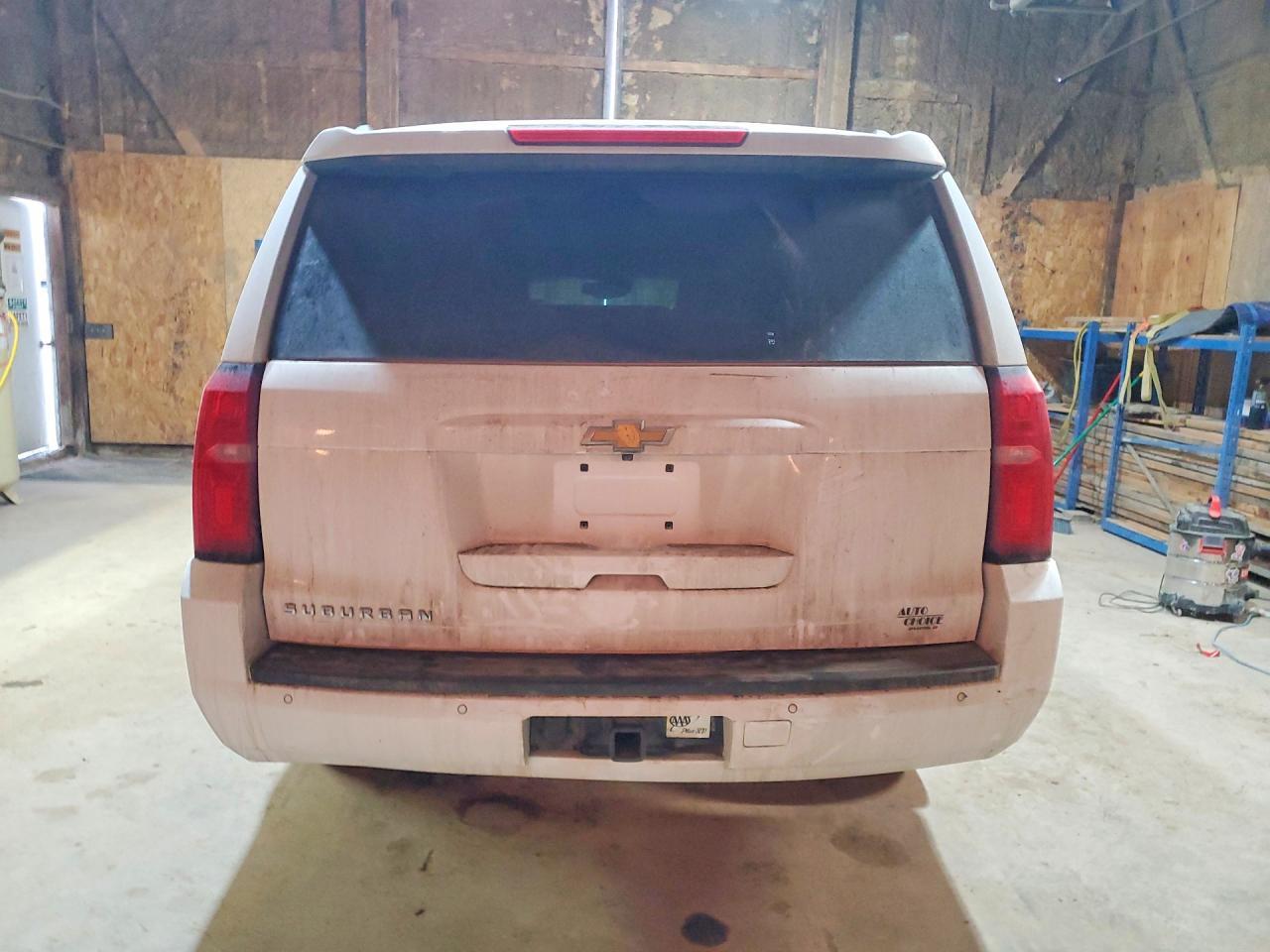 2015 CHEVROLET Suburban