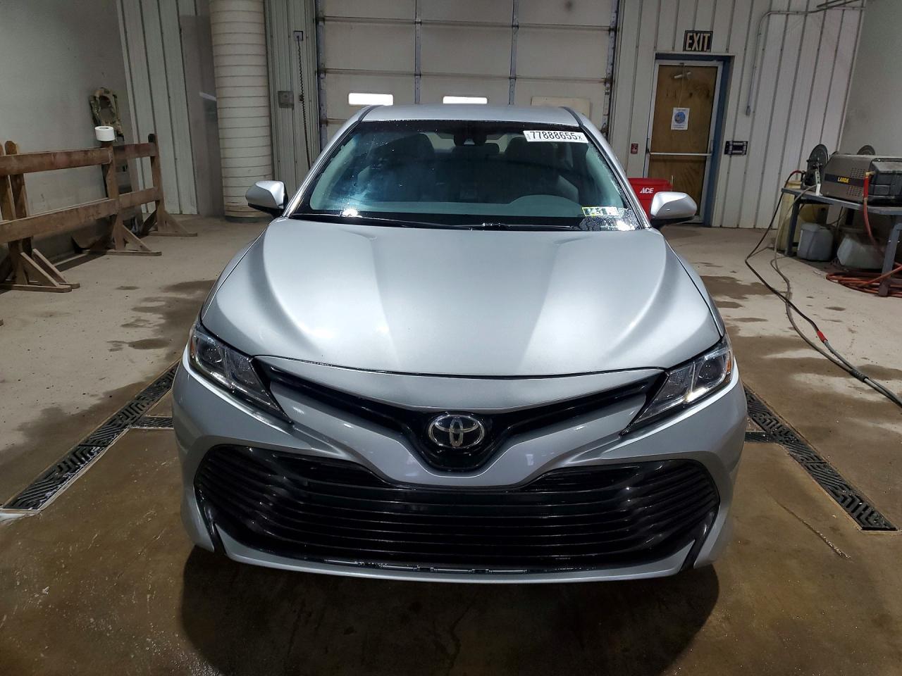 2018 TOYOTA CAMRY